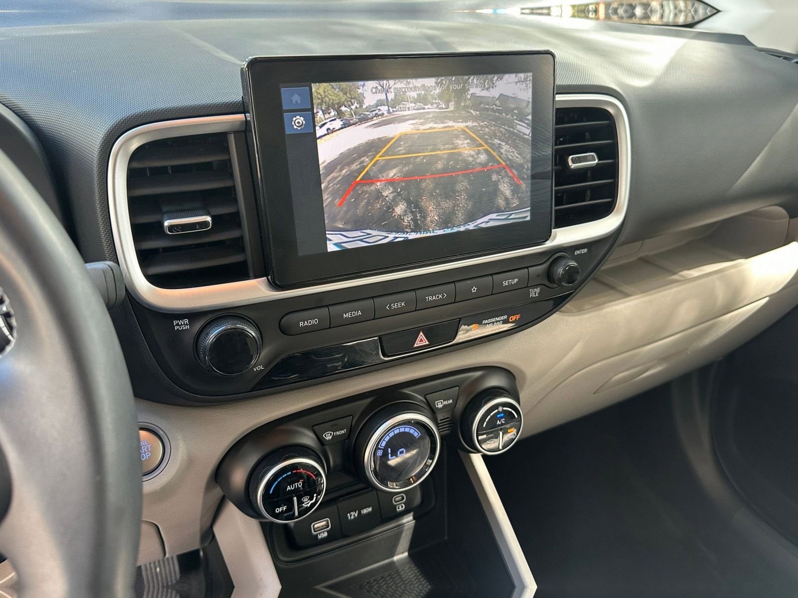 Thumbnail: 2025 Hyundai Venue - 17