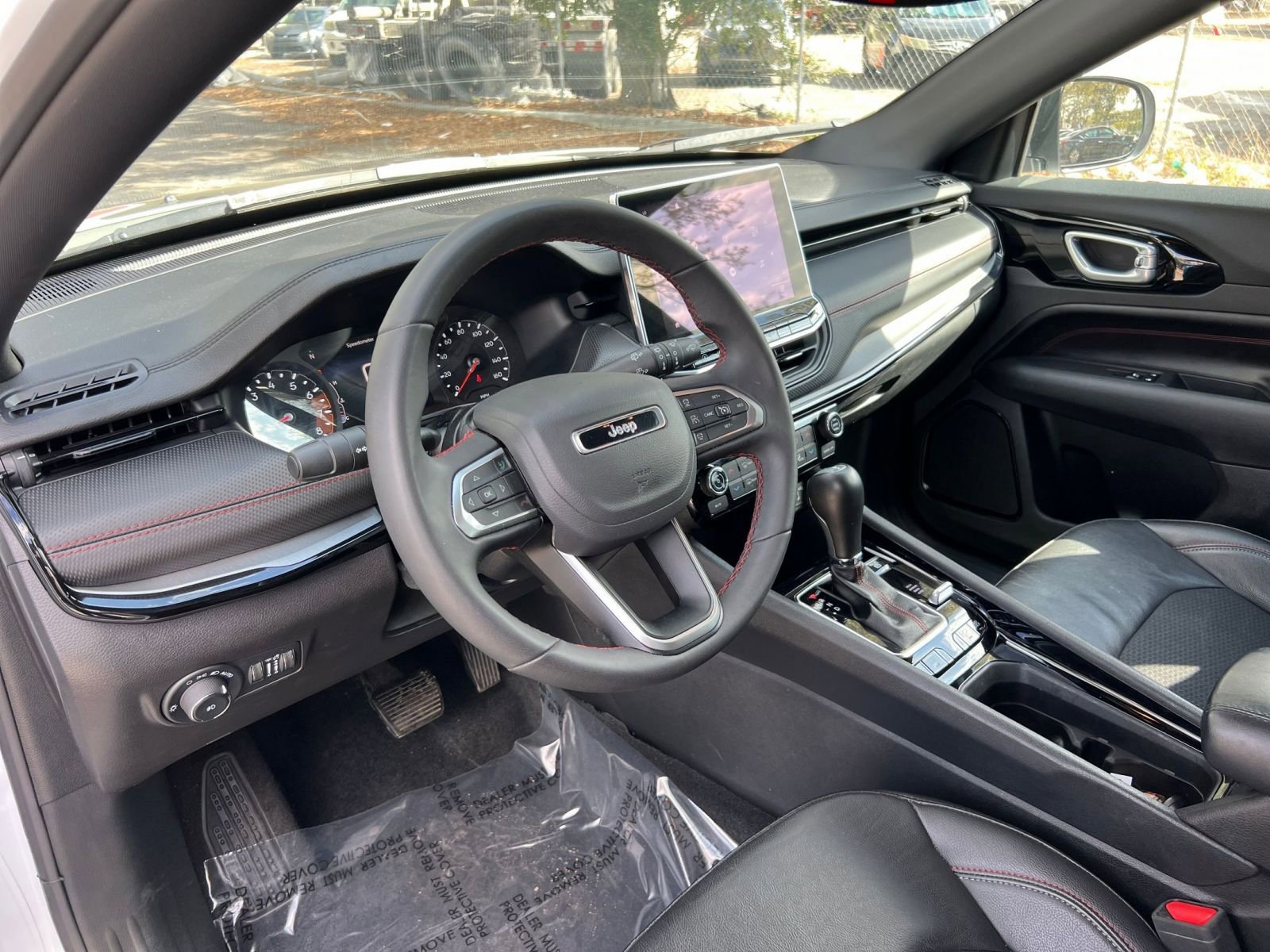 Thumbnail: 2025 Jeep Compass - 29