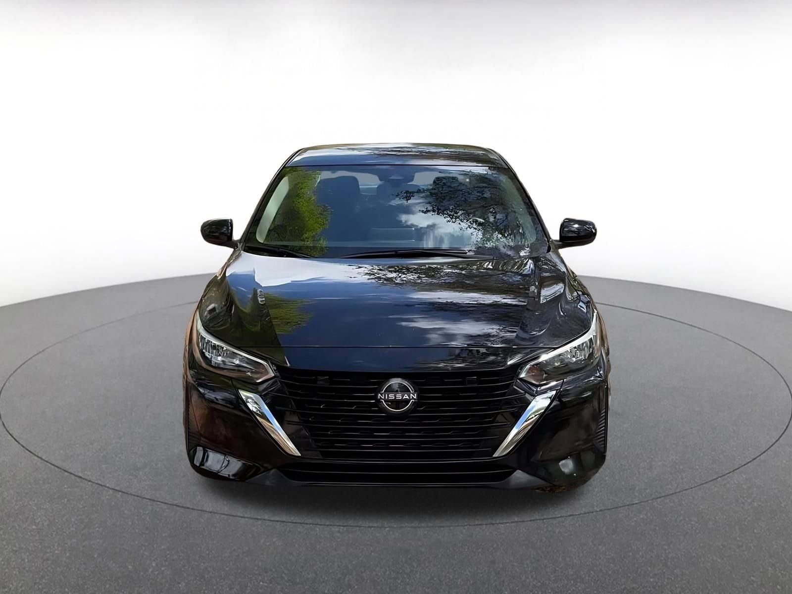 Thumbnail: 2025 Nissan Sentra - 4