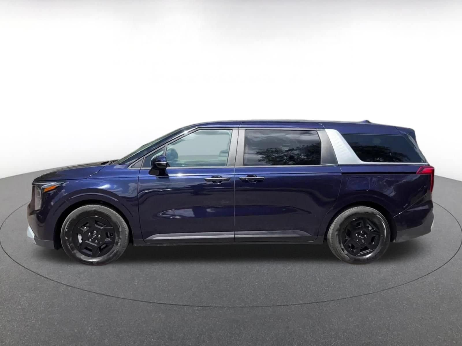 Thumbnail: 2026 Kia Carnival - 8
