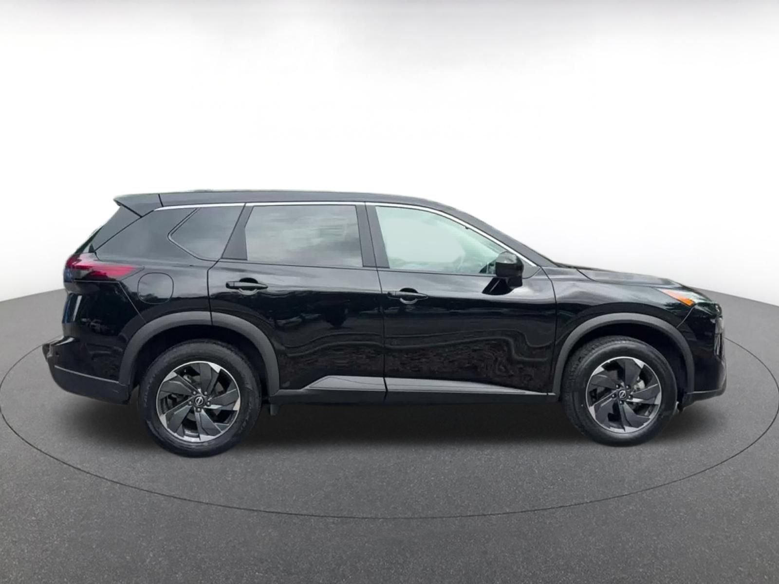 Thumbnail: 2025 Nissan Rogue - 15