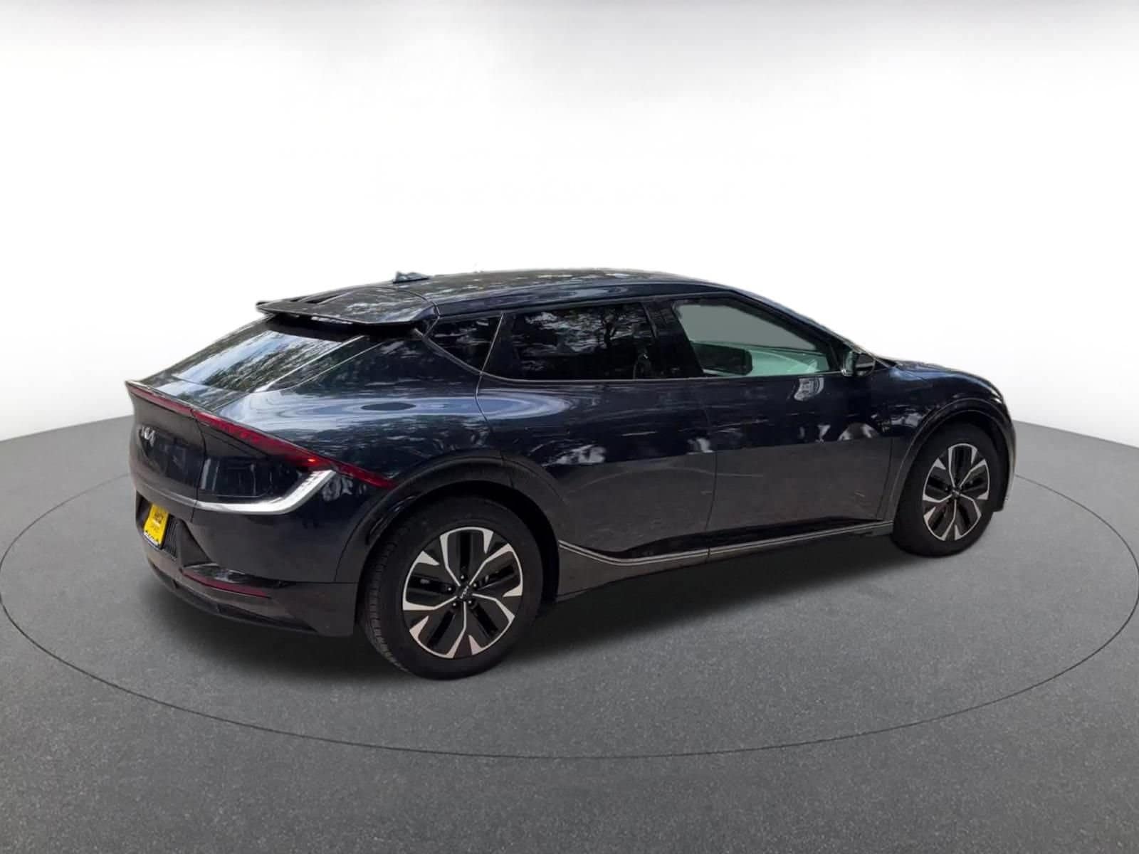 Thumbnail: 2024 Kia EV6 - 15
