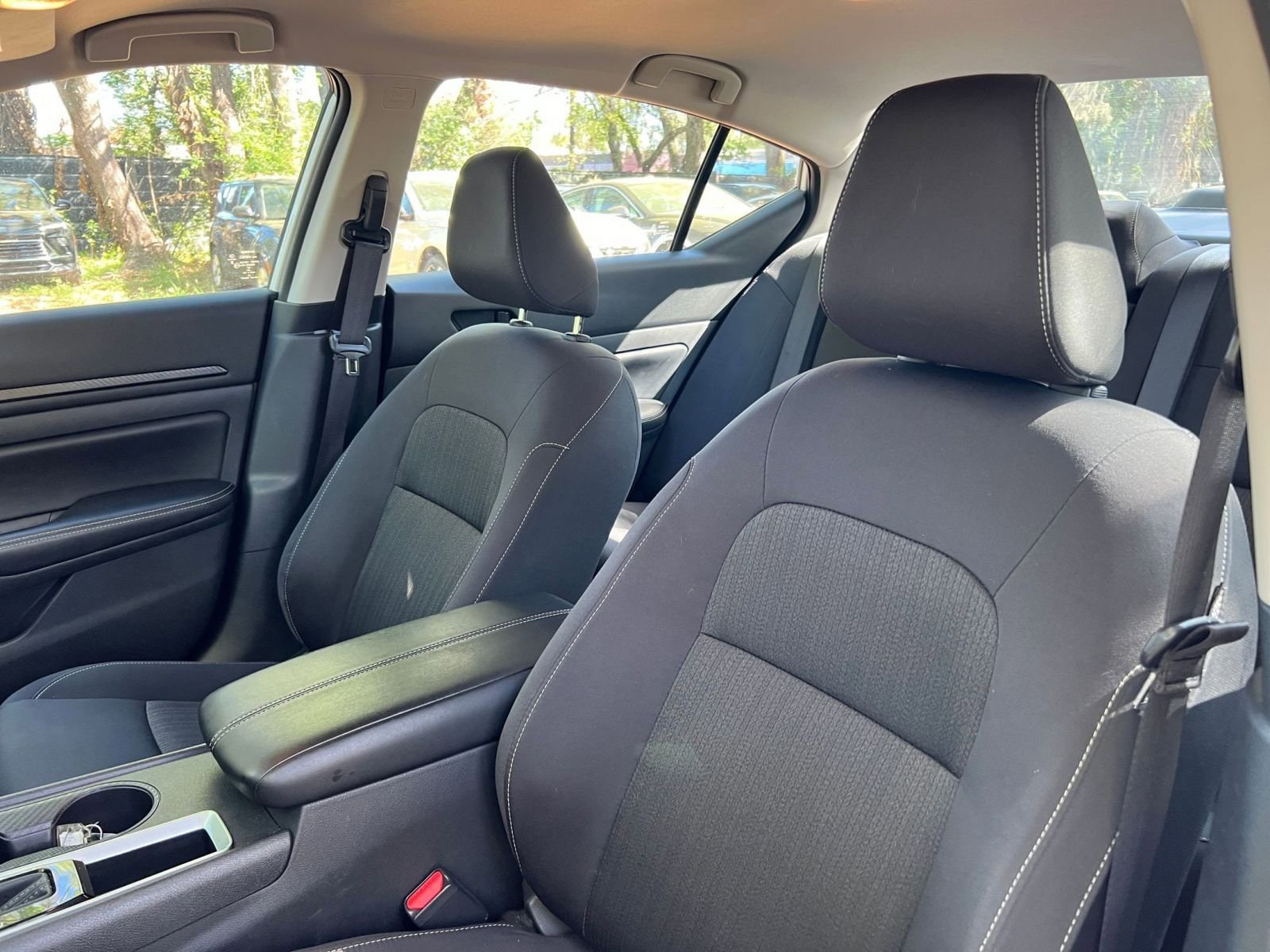 Thumbnail: 2025 Nissan Altima - 32