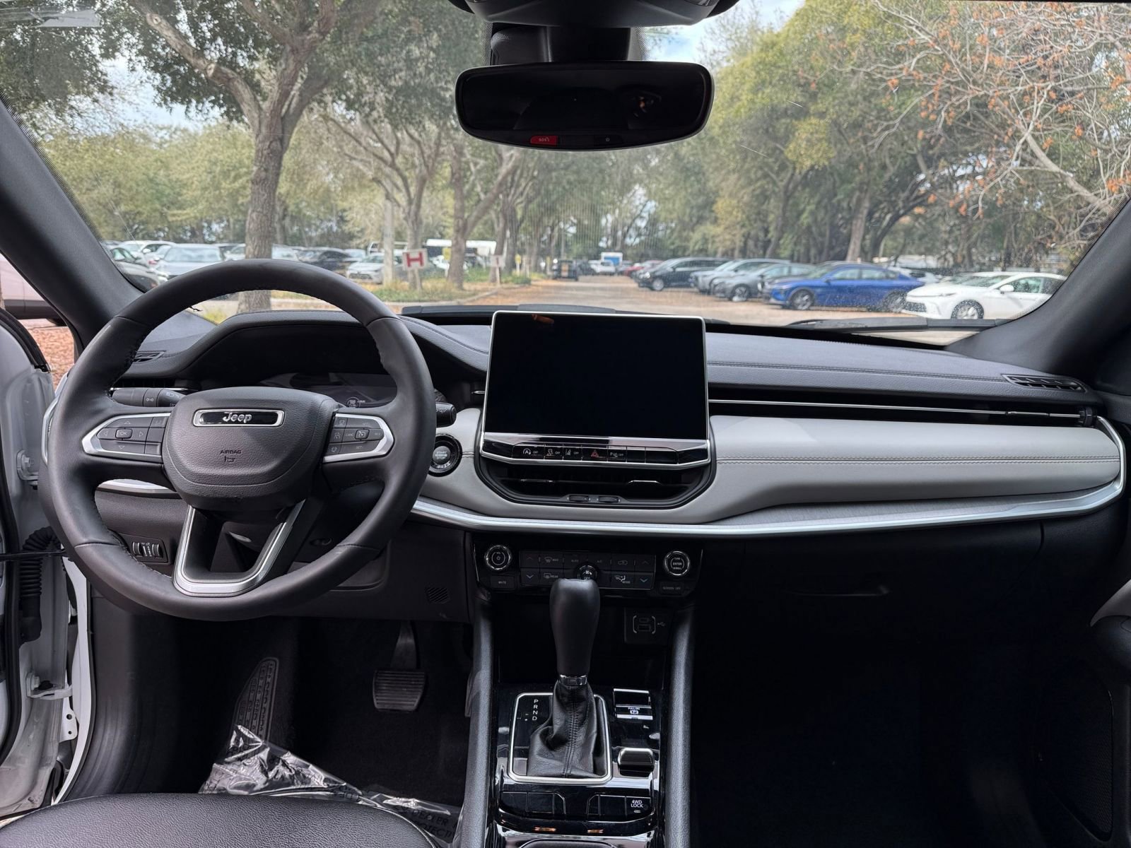 Thumbnail: 2025 Jeep Compass - 28