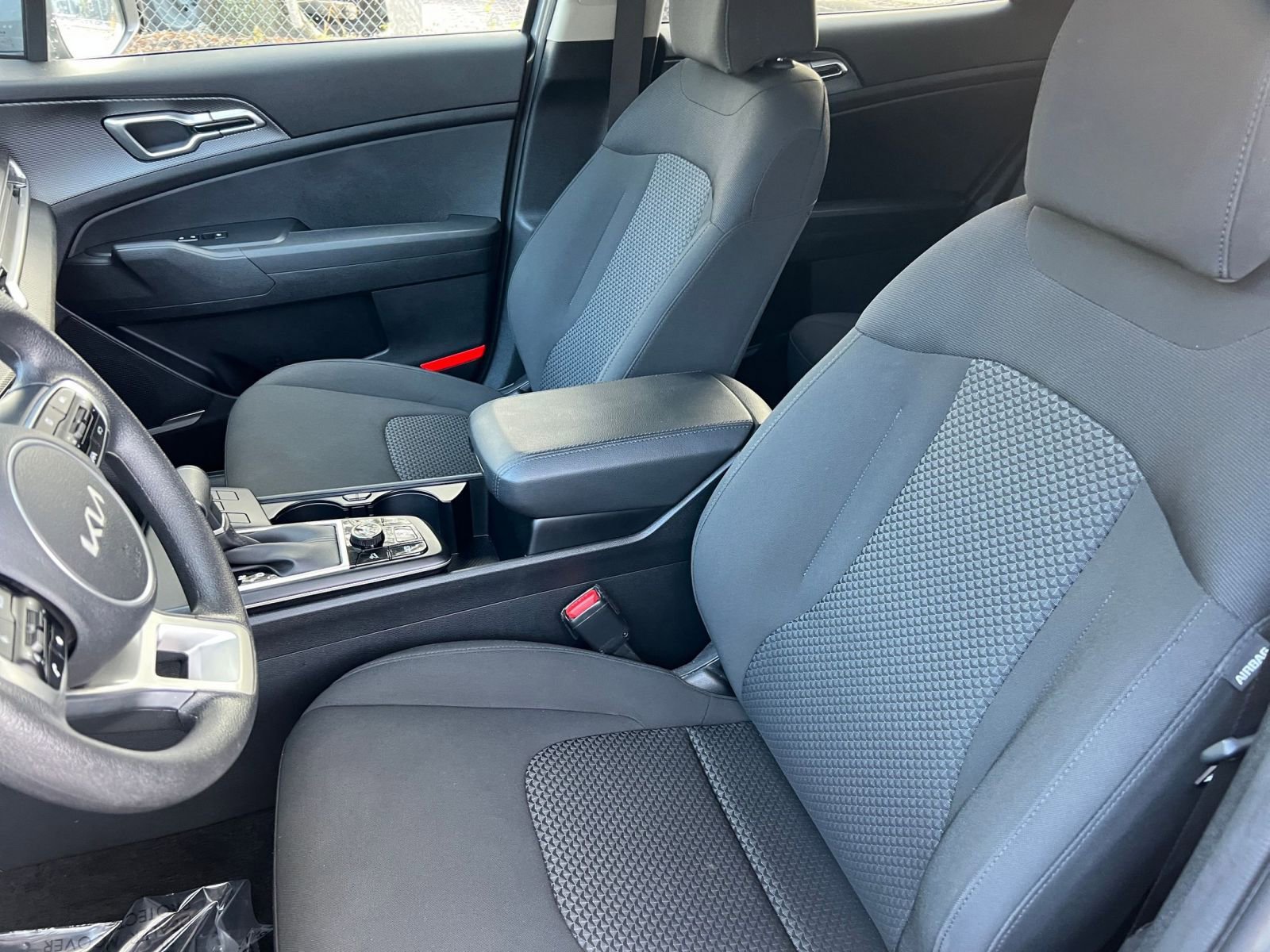 Thumbnail: 2025 Kia Sportage - 30