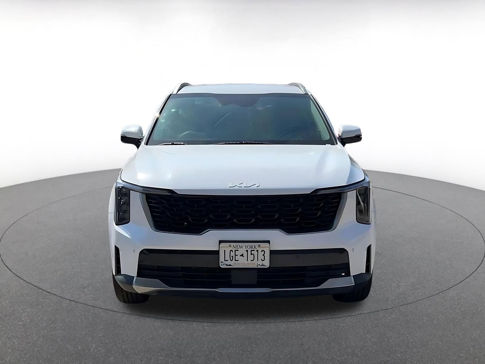 Thumbnail: 2024 Kia Sorento - 4