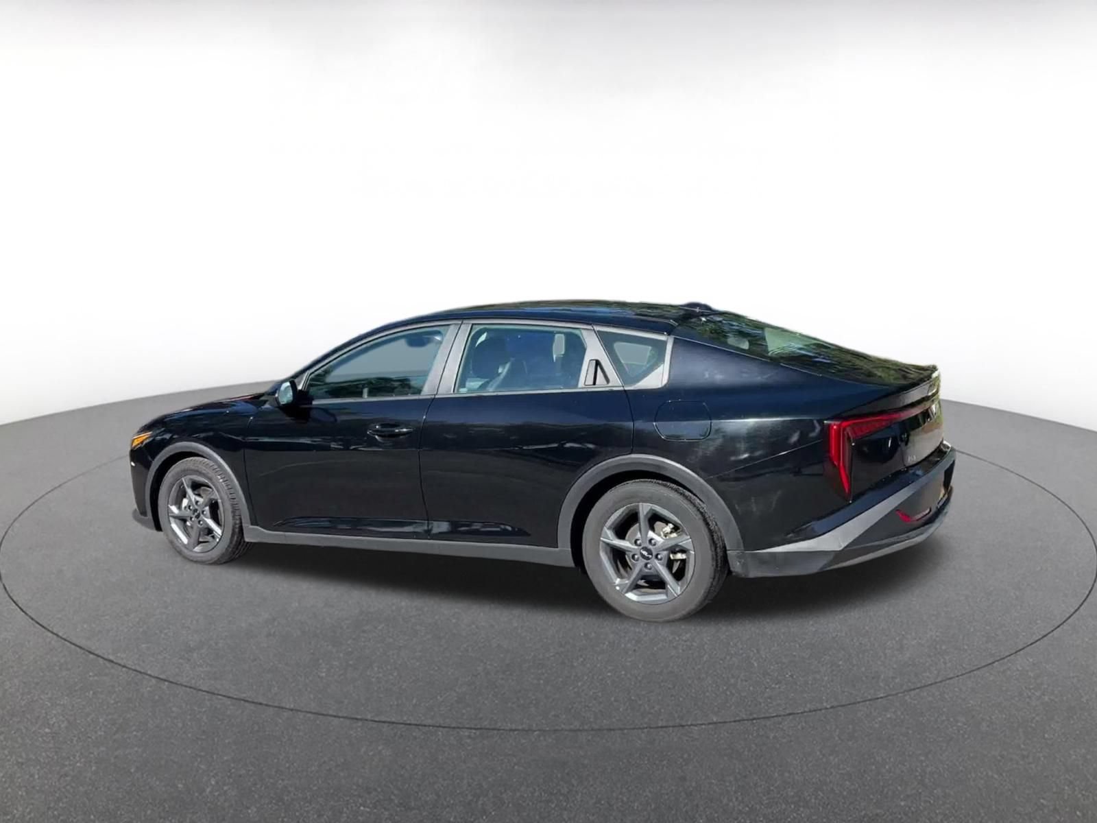 Thumbnail: 2025 Kia K4 - 8