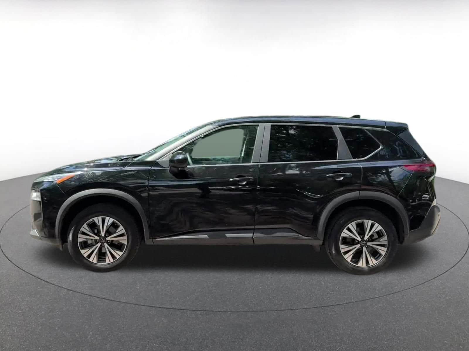 2023 Nissan Rogue SV 8