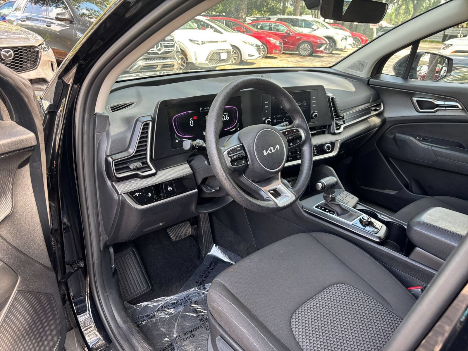 Thumbnail: 2025 Kia Sportage - 32