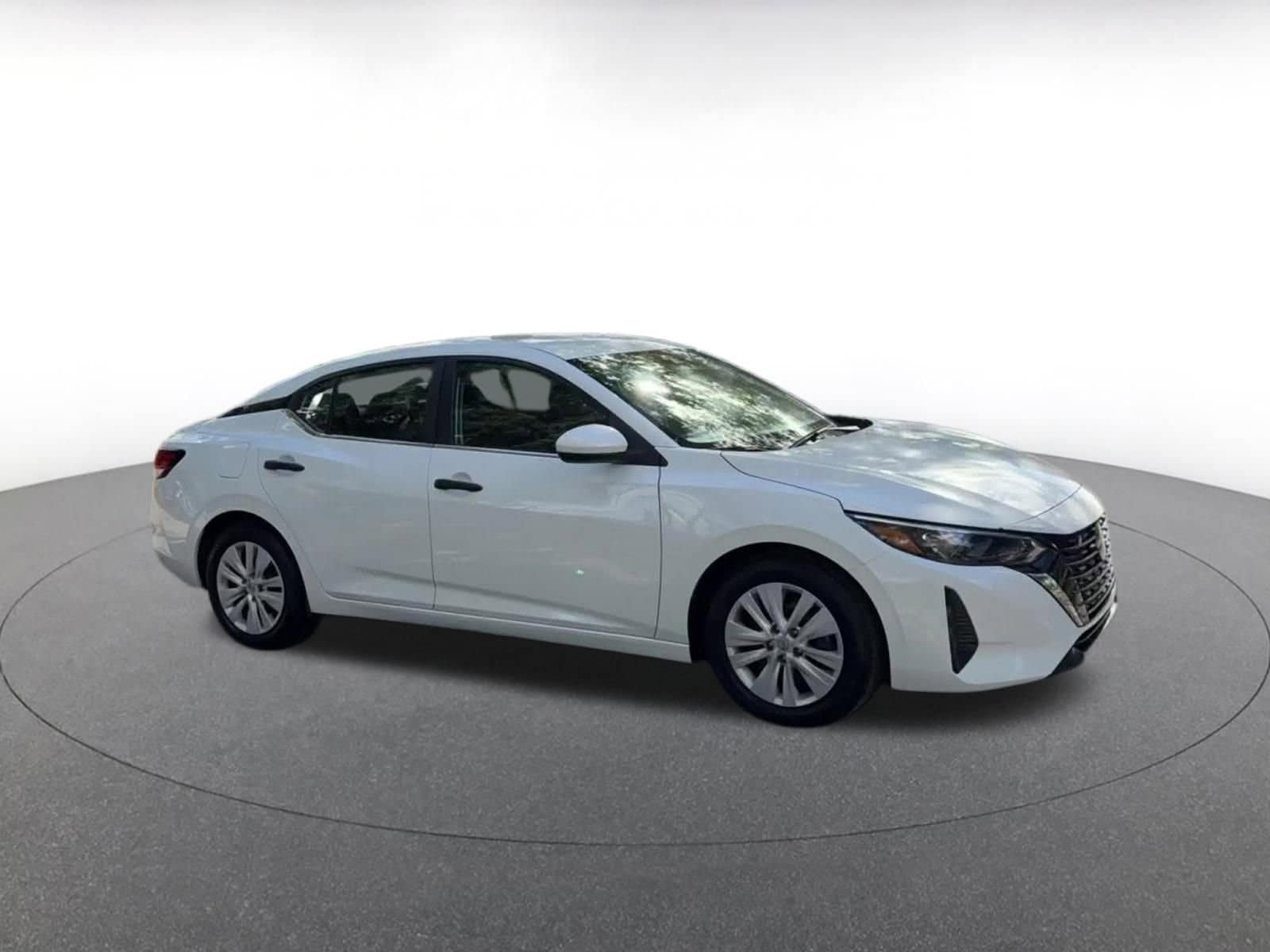 Thumbnail: 2025 Nissan Sentra - 4