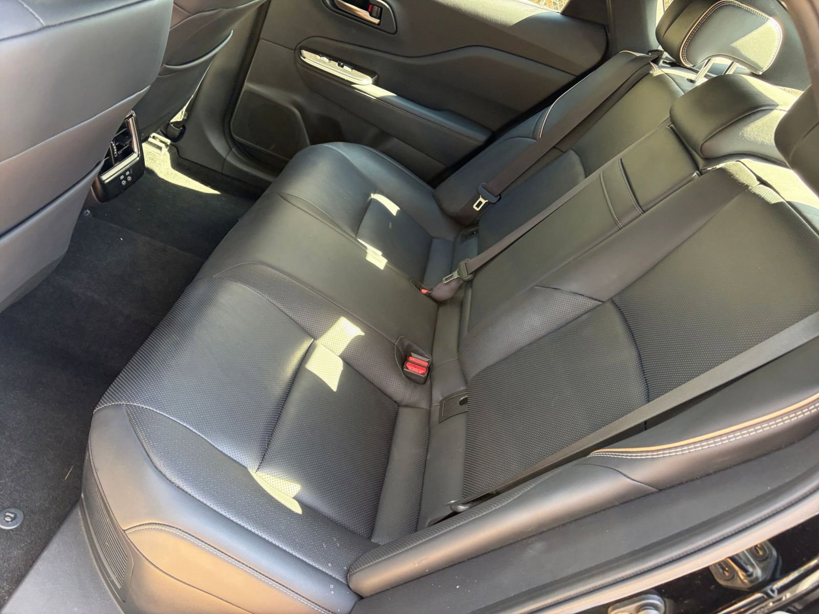 Thumbnail: 2025 Toyota Crown - 35