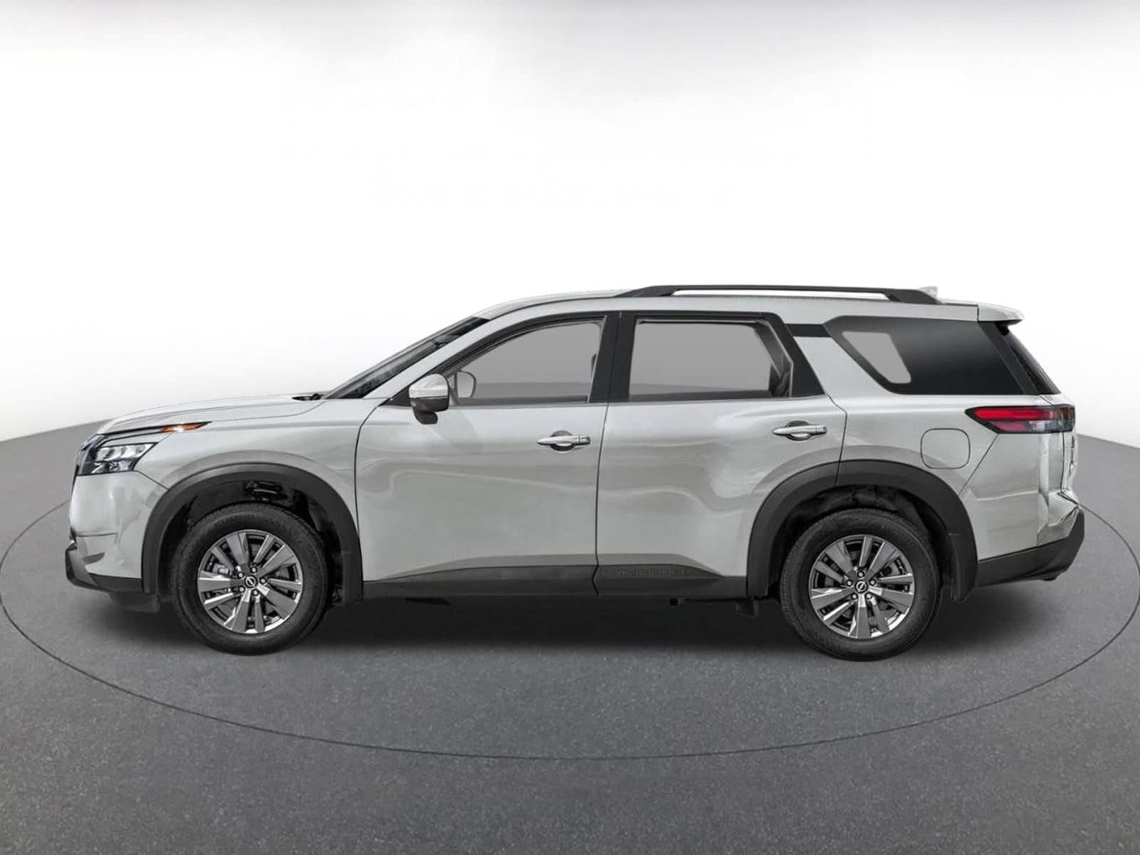 Thumbnail: 2025 Nissan Pathfinder - 3