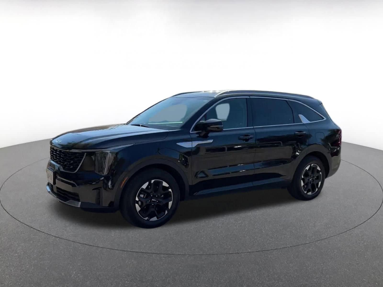 Thumbnail: 2024 Kia Sorento - 8