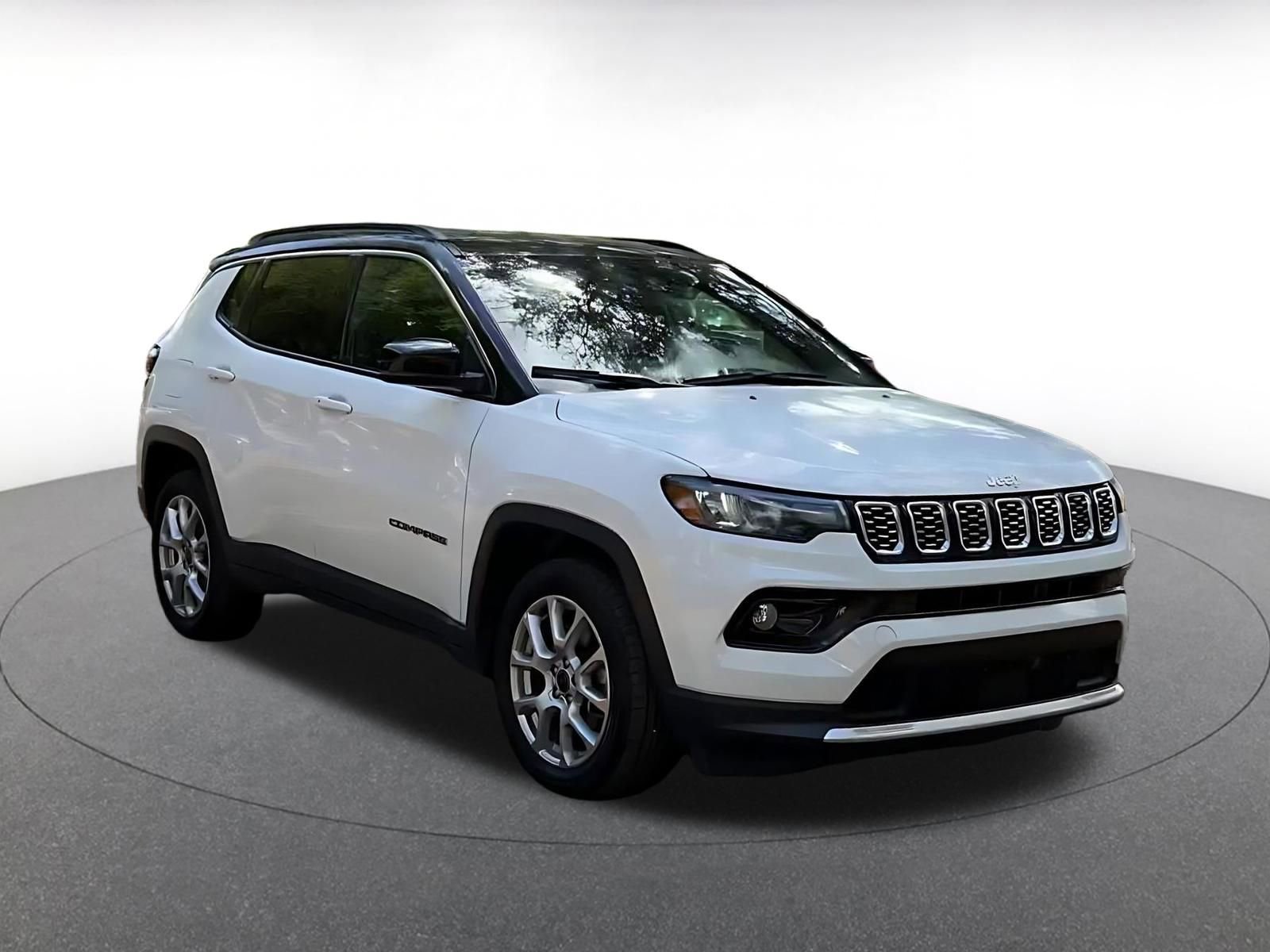 Thumbnail: 2025 Jeep Compass - 3
