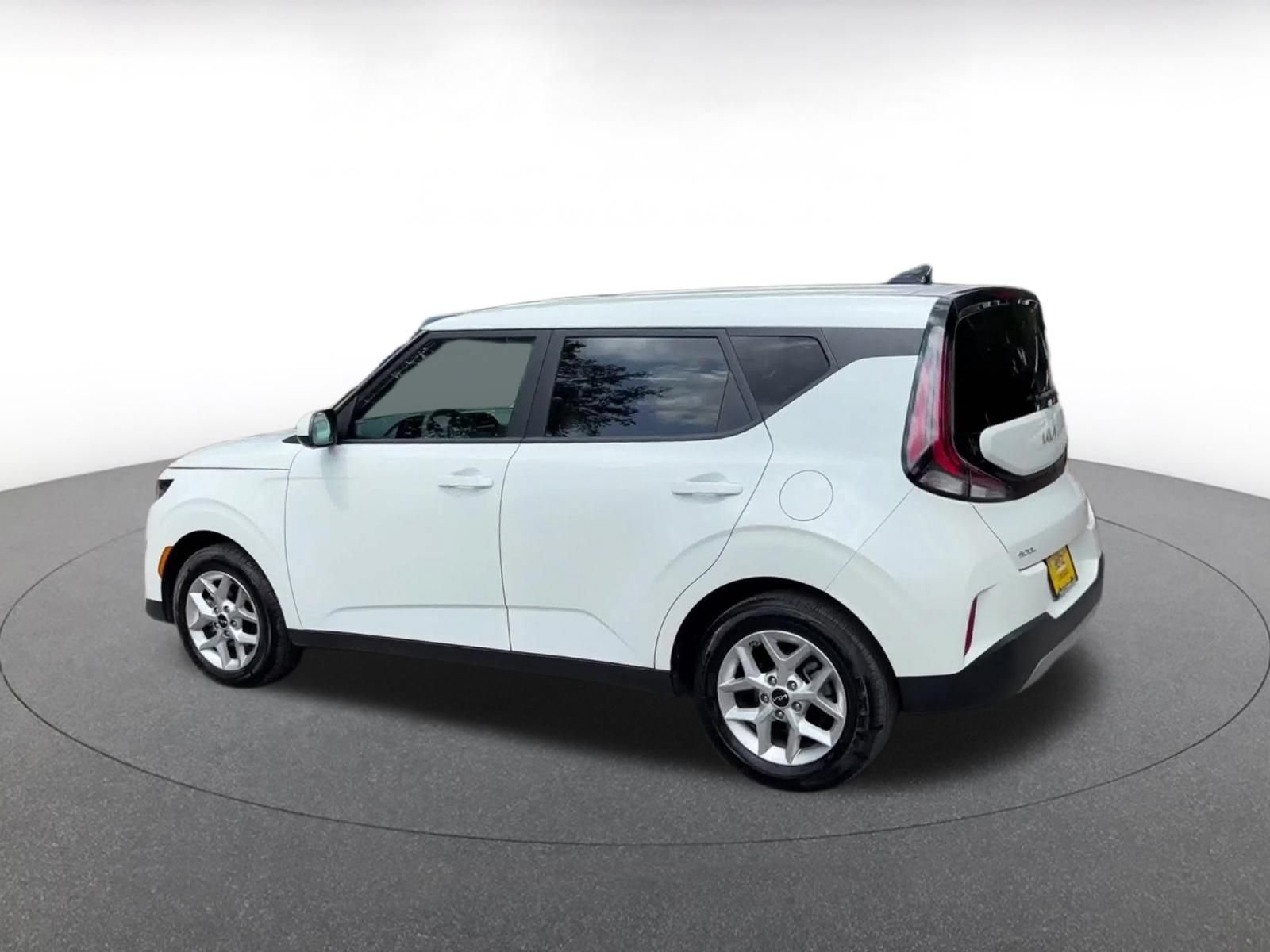 Thumbnail: 2025 Kia Soul - 10