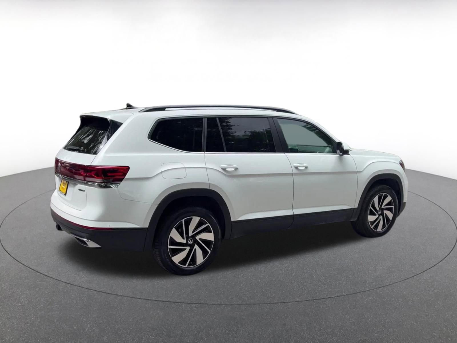 Thumbnail: 2025 Volkswagen Atlas - 15