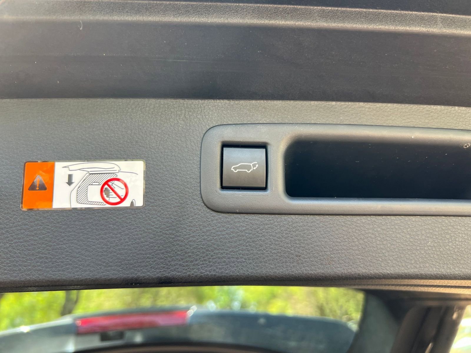 Thumbnail: 2025 Toyota Highlander - 24