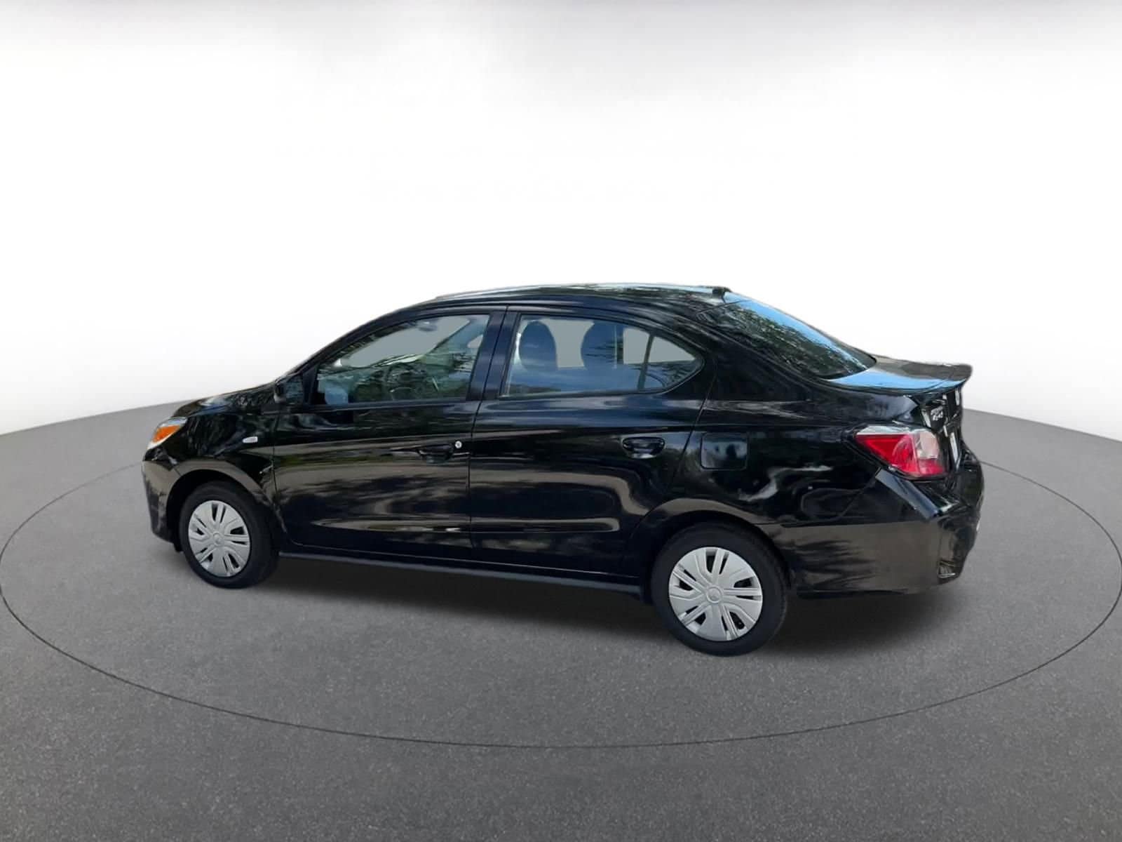 Thumbnail: 2024 Mitsubishi Mirage G4 - 9