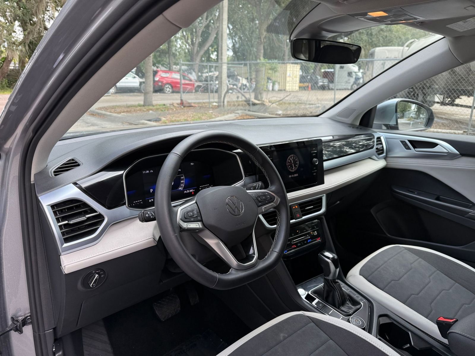 Thumbnail: 2025 Volkswagen Taos - 28