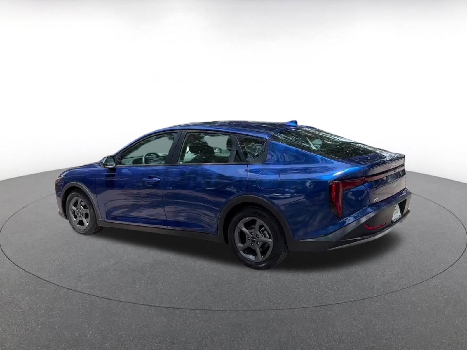 Thumbnail: 2025 Kia K4 - 10