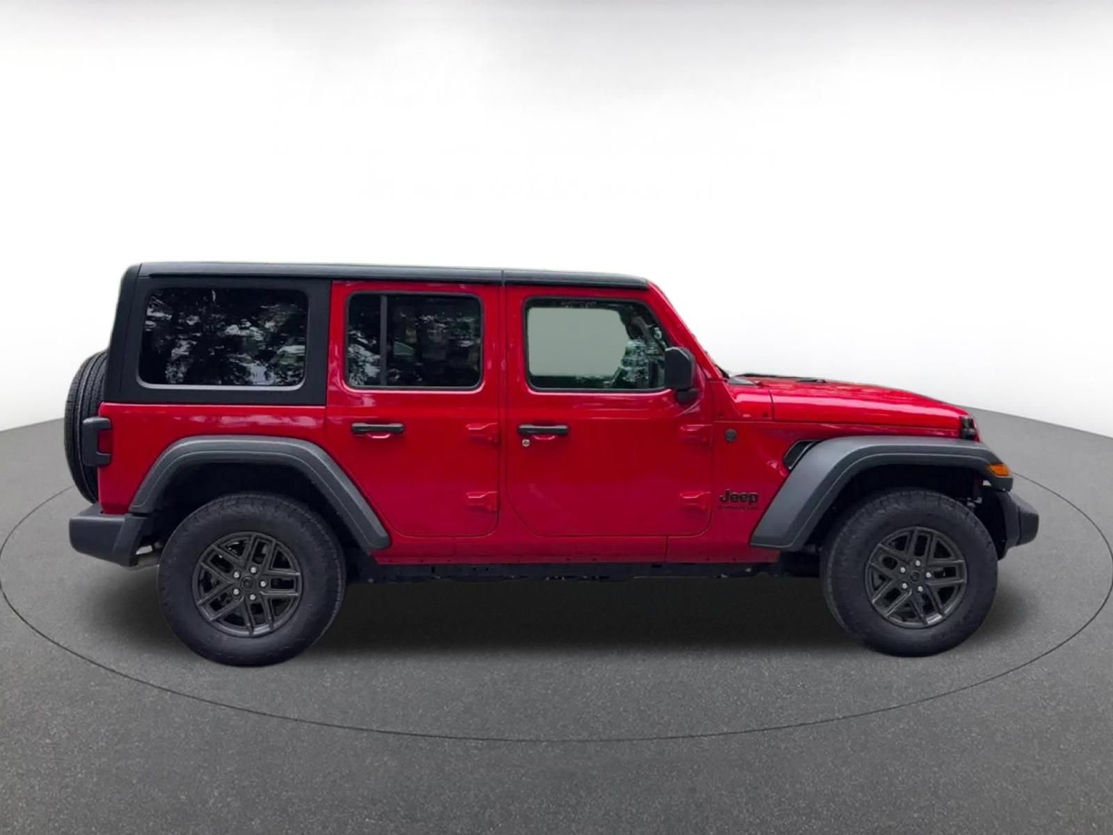 Thumbnail: 2025 Jeep Wrangler - 17