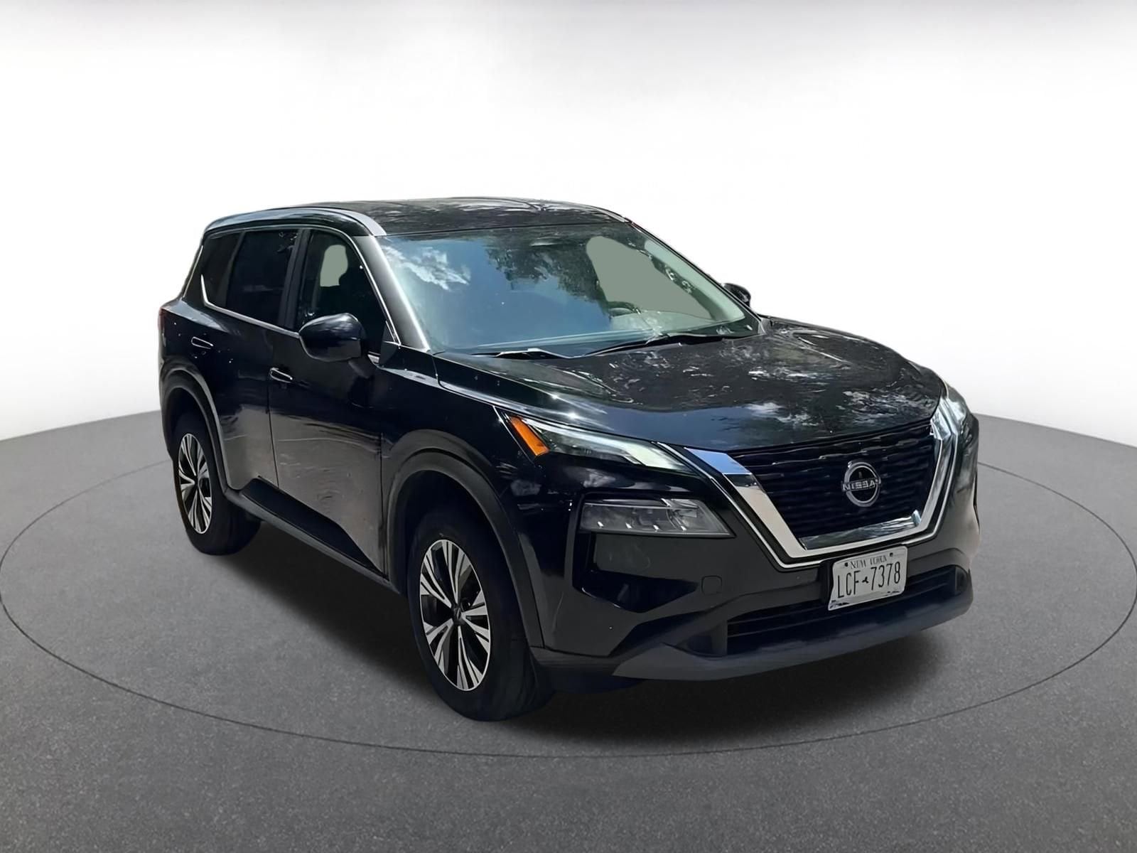 Thumbnail: 2023 Nissan Rogue - 3