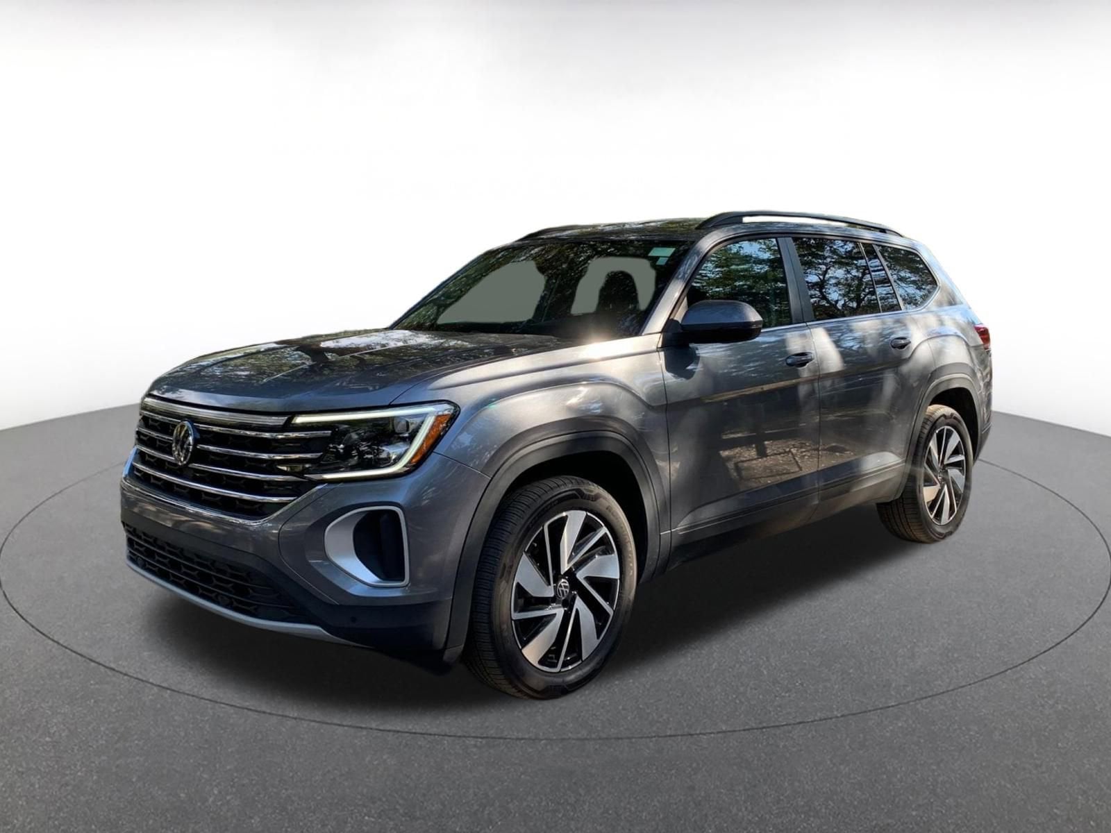 Thumbnail: 2025 Volkswagen Atlas - 3