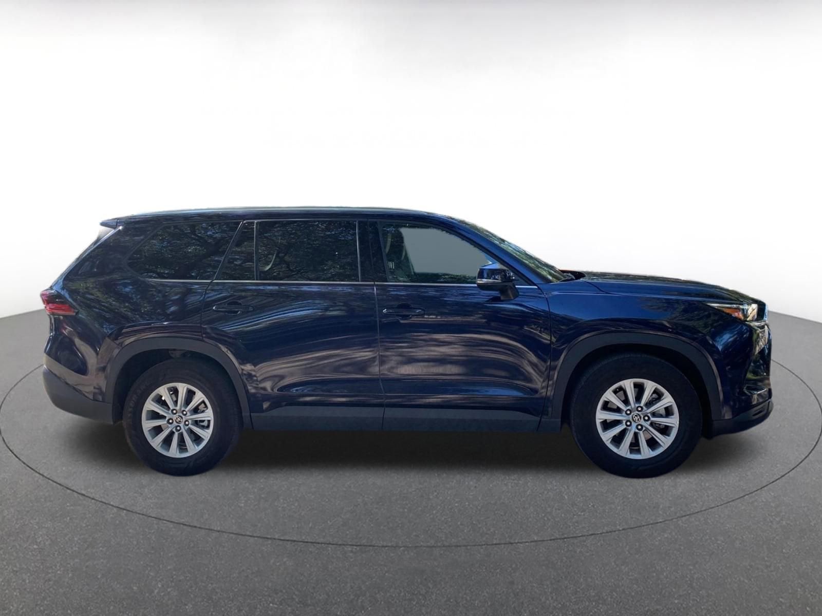 Thumbnail: 2025 Toyota Grand Highlander - 8