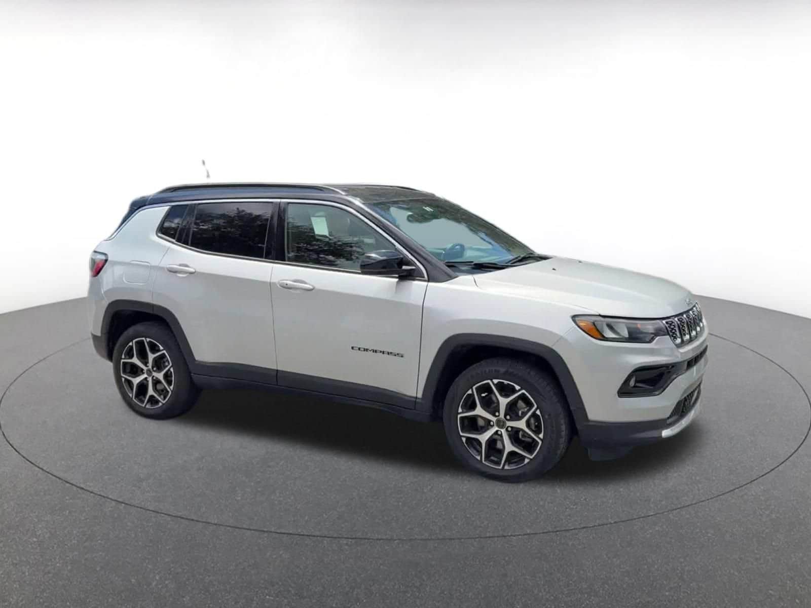 Thumbnail: 2025 Jeep Compass - 2