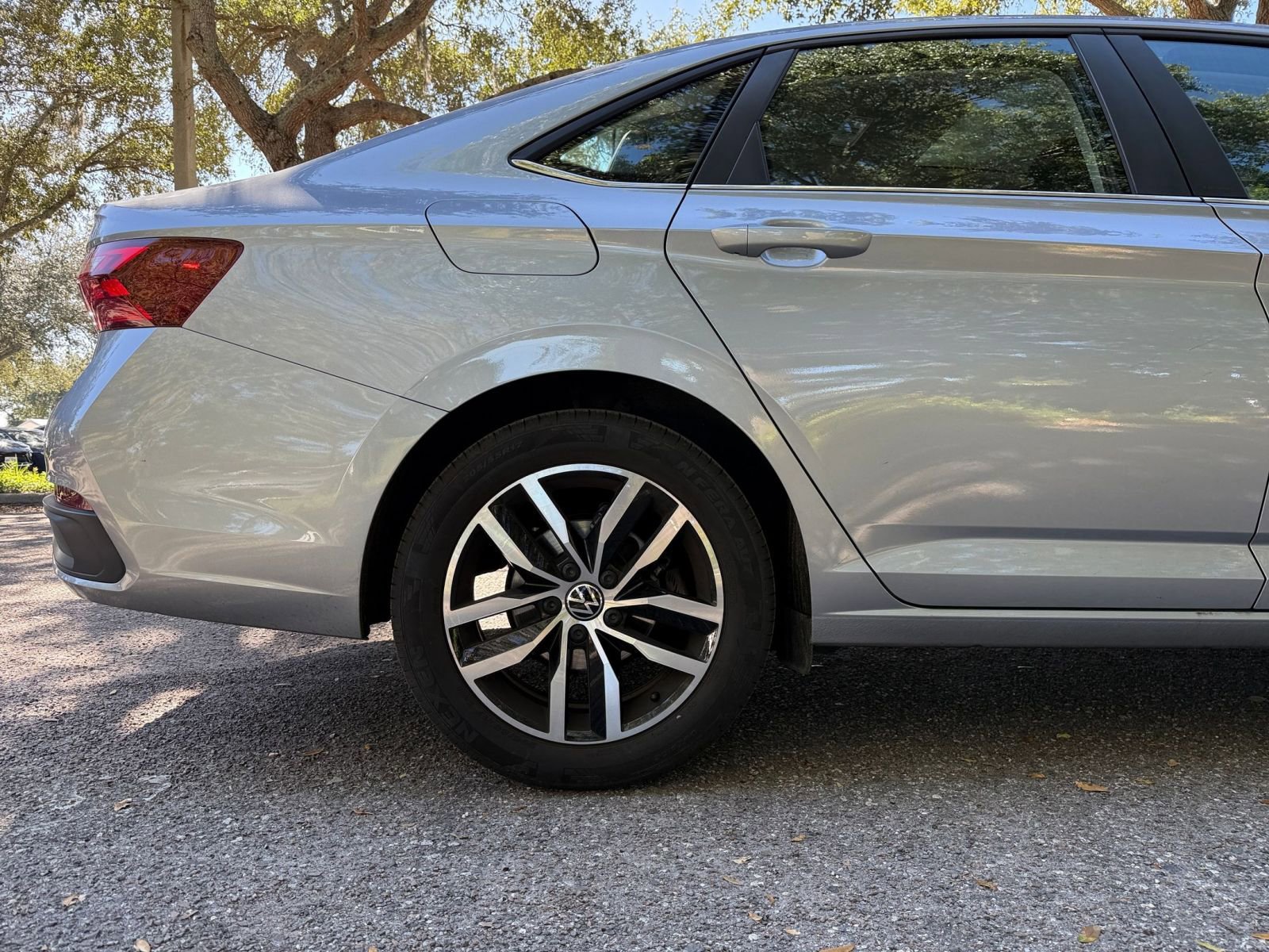 Thumbnail: 2025 Volkswagen Jetta - 23