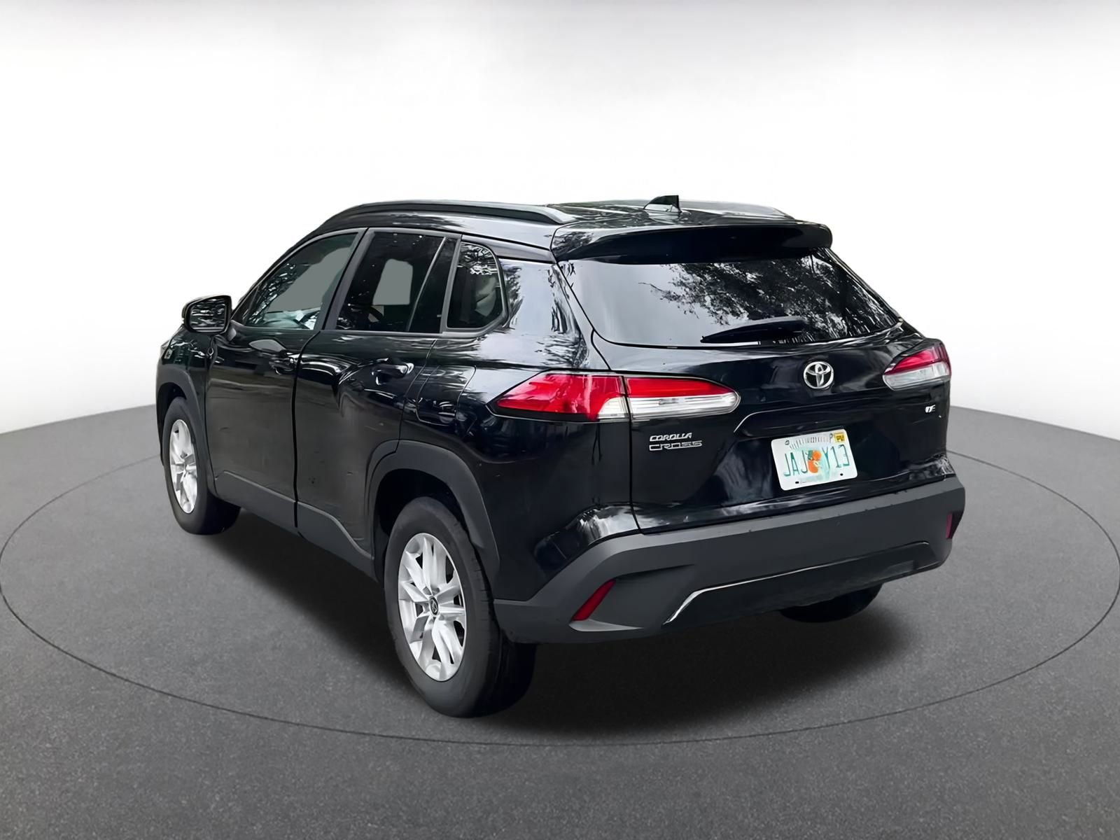 Thumbnail: 2025 Toyota Corolla Cross - 11