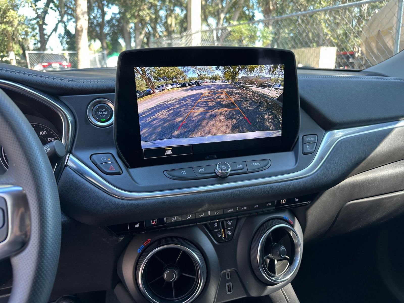 Thumbnail: 2025 Chevrolet Blazer - 17