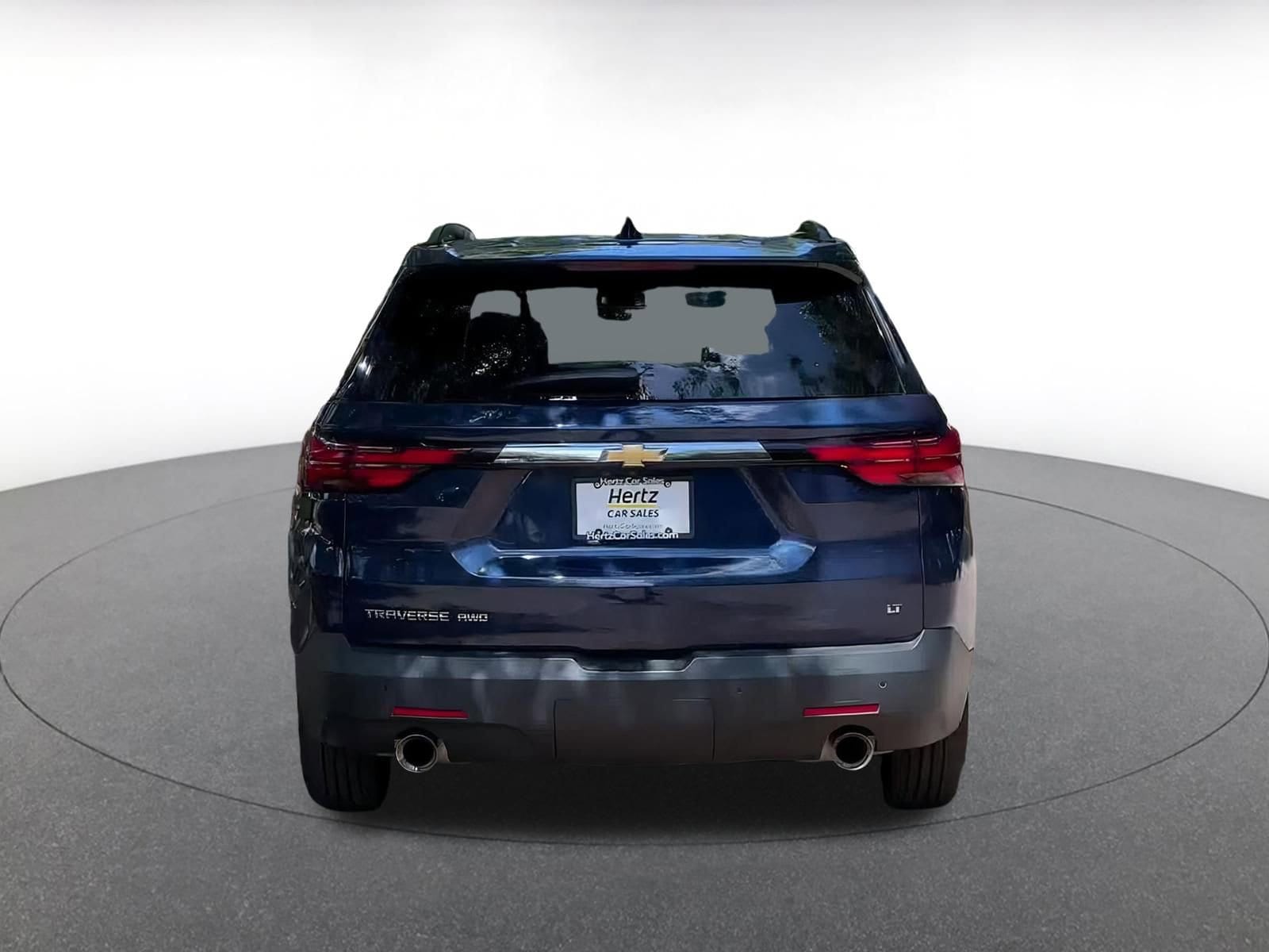 Thumbnail: 2023 Chevrolet Traverse - 12