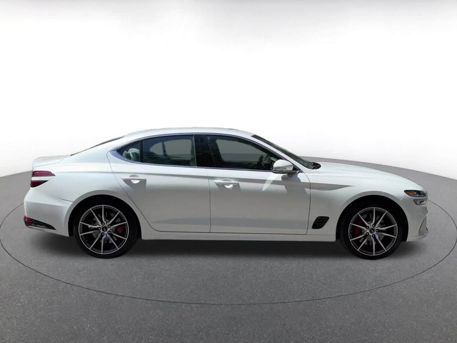 Thumbnail: 2025 Genesis G70 - 15
