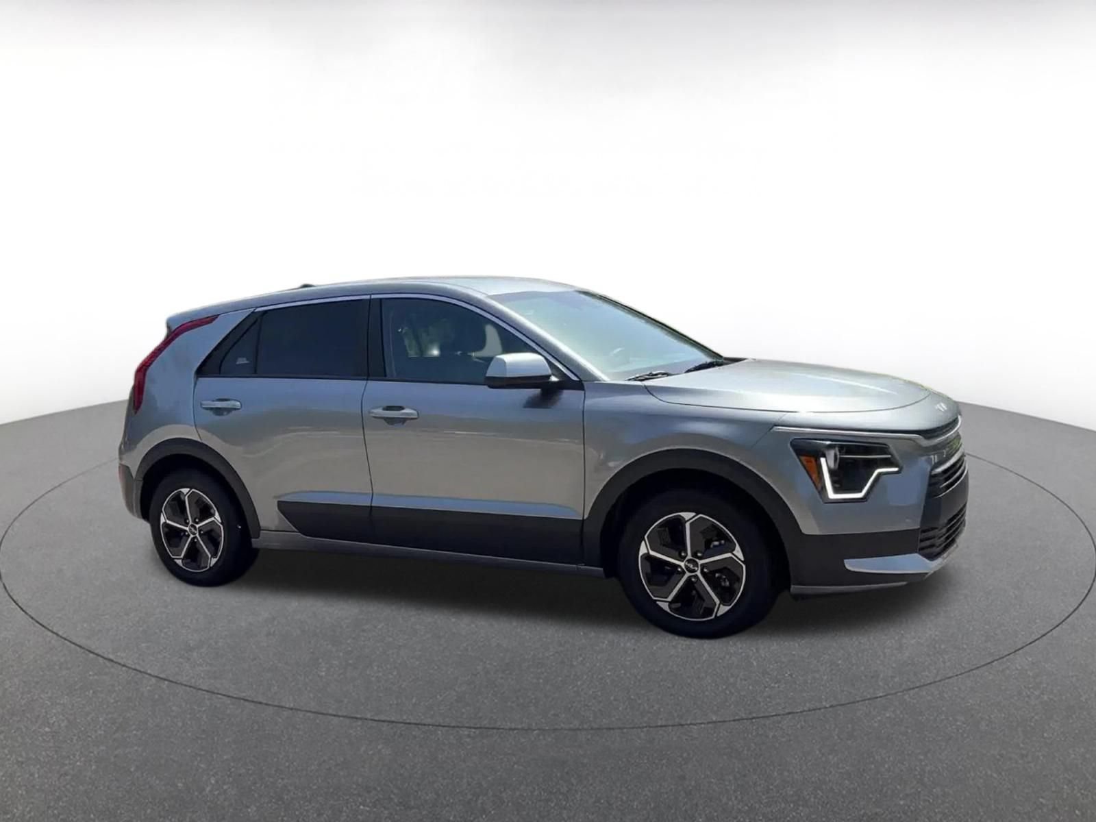 Thumbnail: 2026 Kia Niro - 2