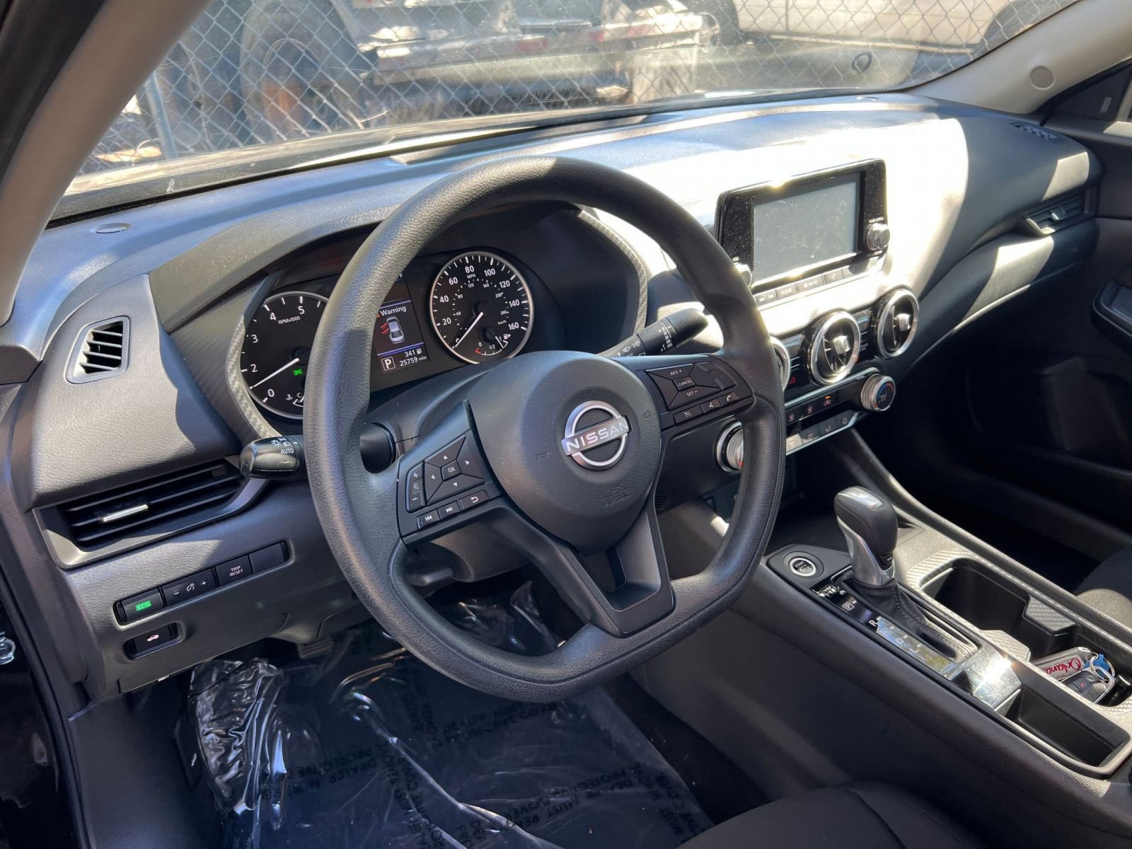 Thumbnail: 2025 Nissan Sentra - 31