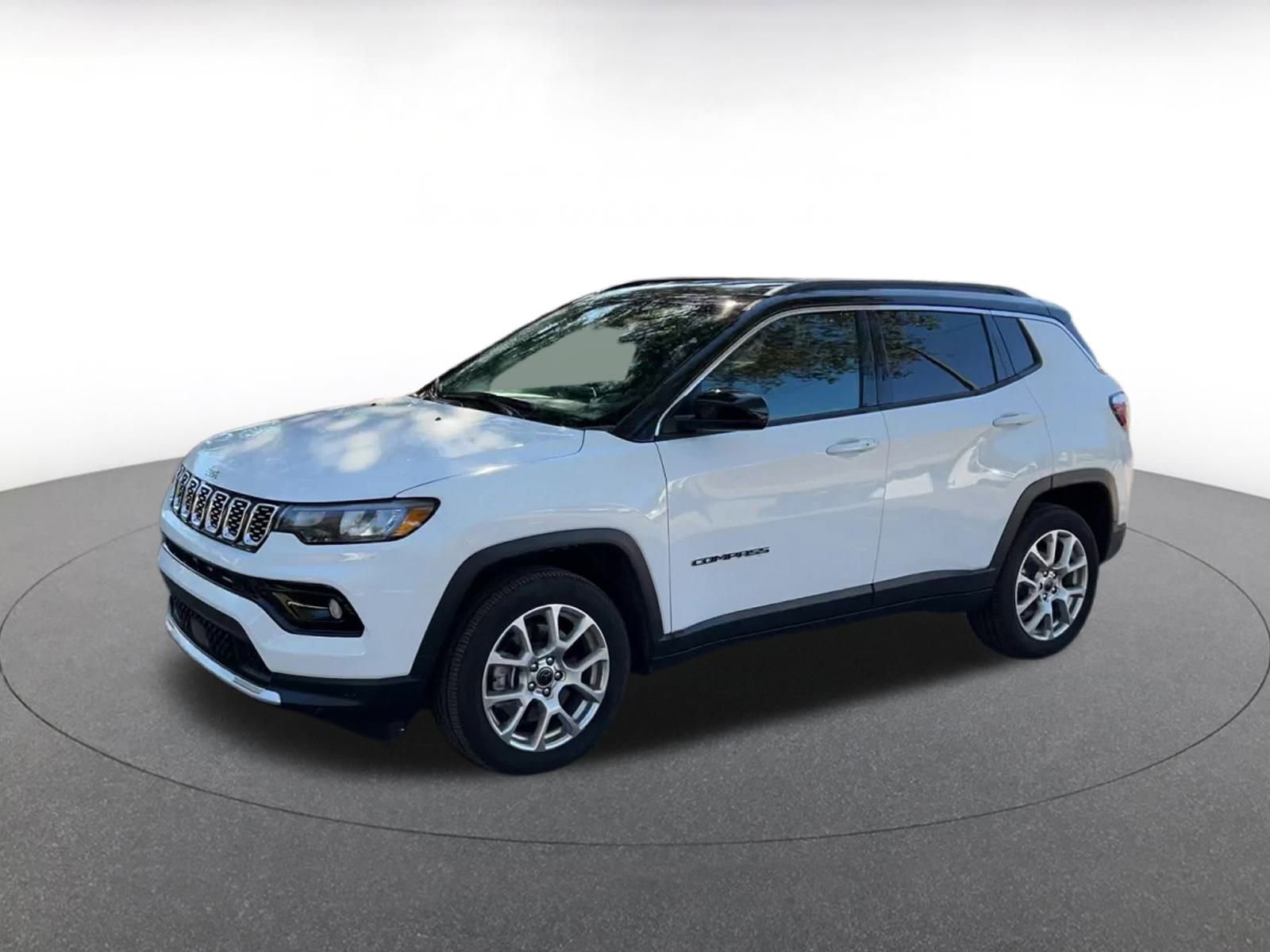 Thumbnail: 2025 Jeep Compass - 8