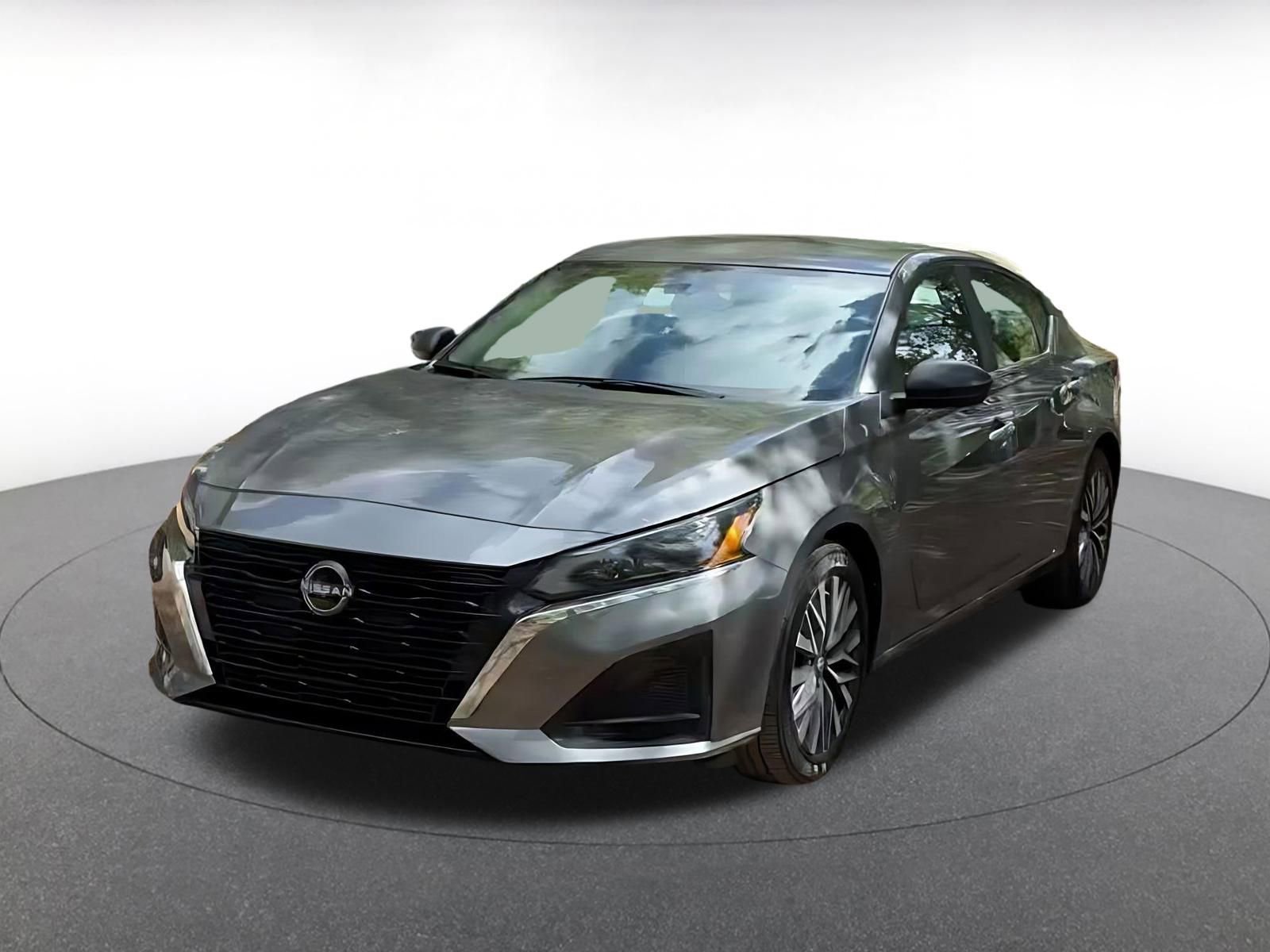 Thumbnail: 2025 Nissan Altima - 7