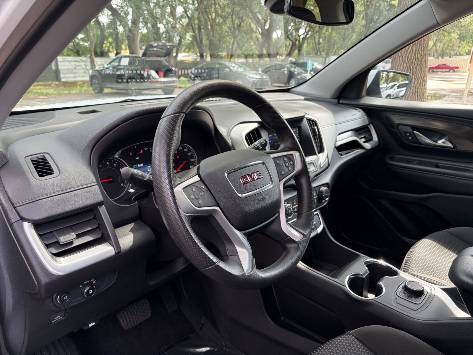 Thumbnail: 2024 GMC Terrain - 33