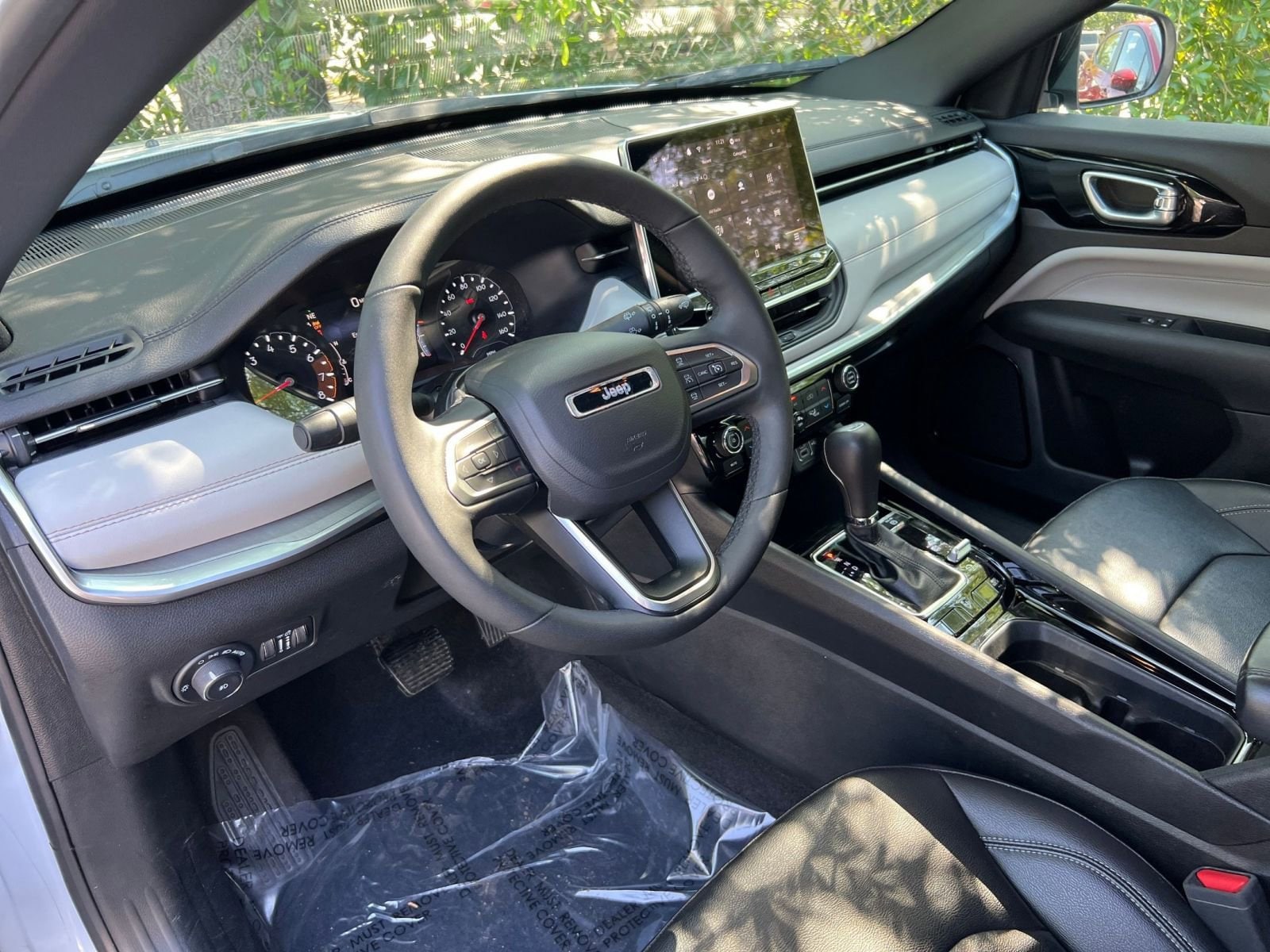 Thumbnail: 2025 Jeep Compass - 35