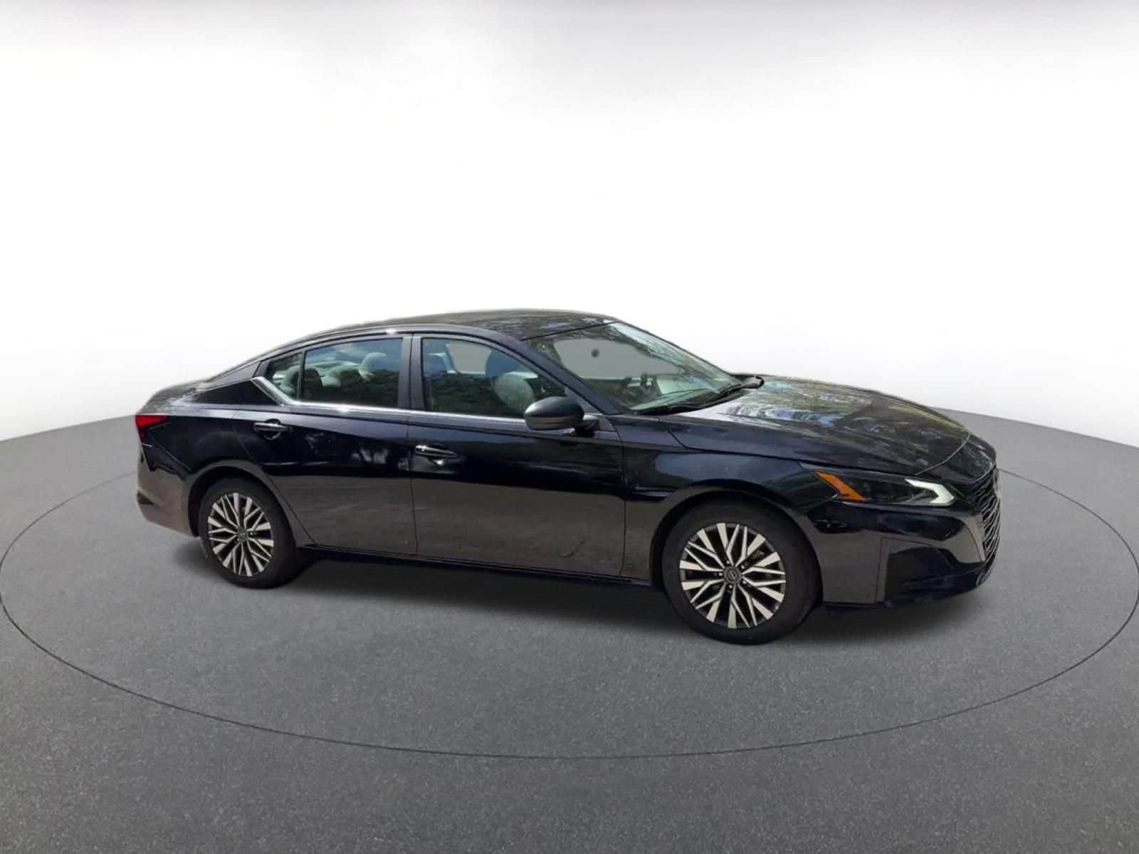 Thumbnail: 2026 Nissan Altima - 2