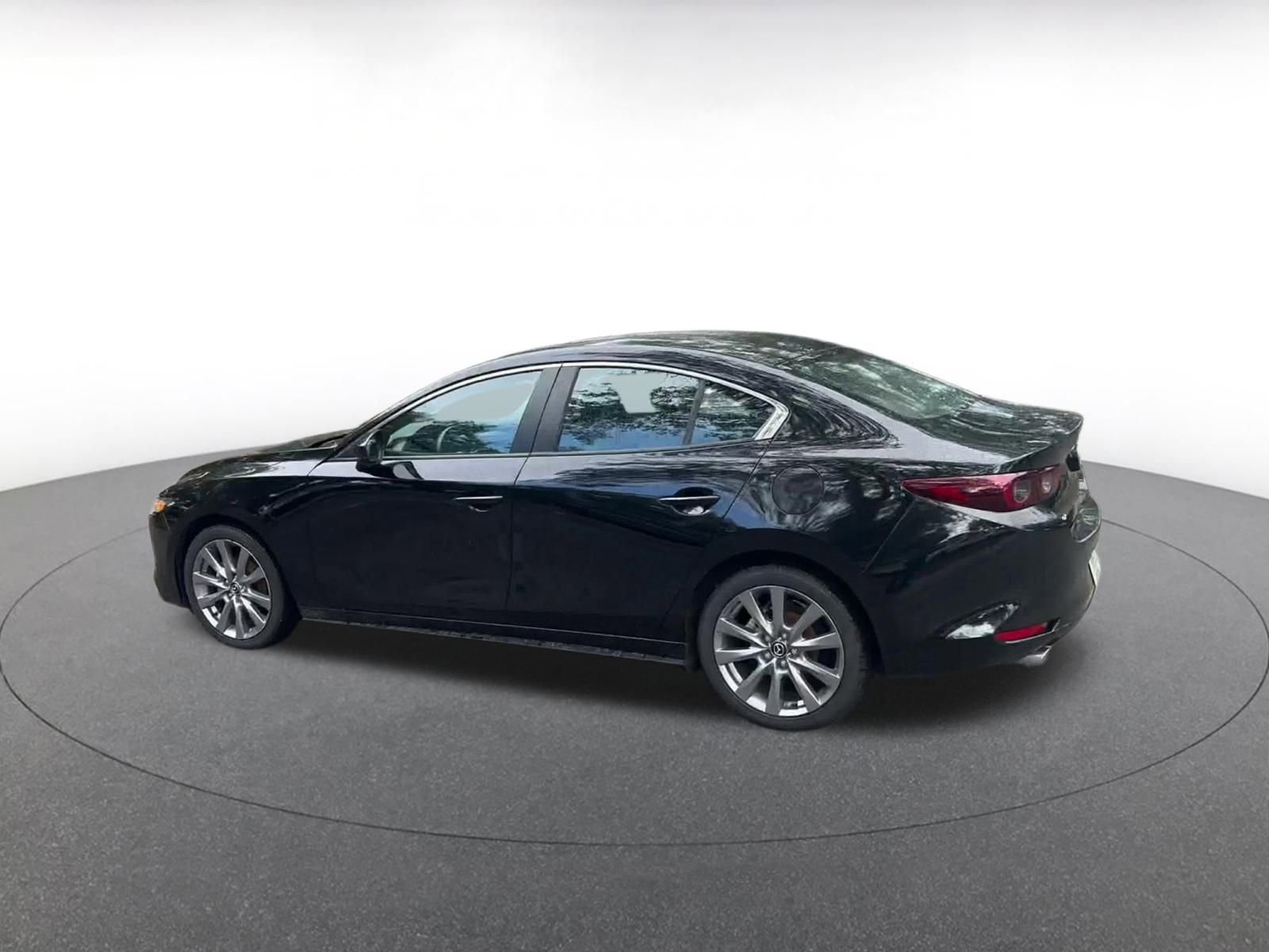 Thumbnail: 2025 Mazda Mazda3 - 10