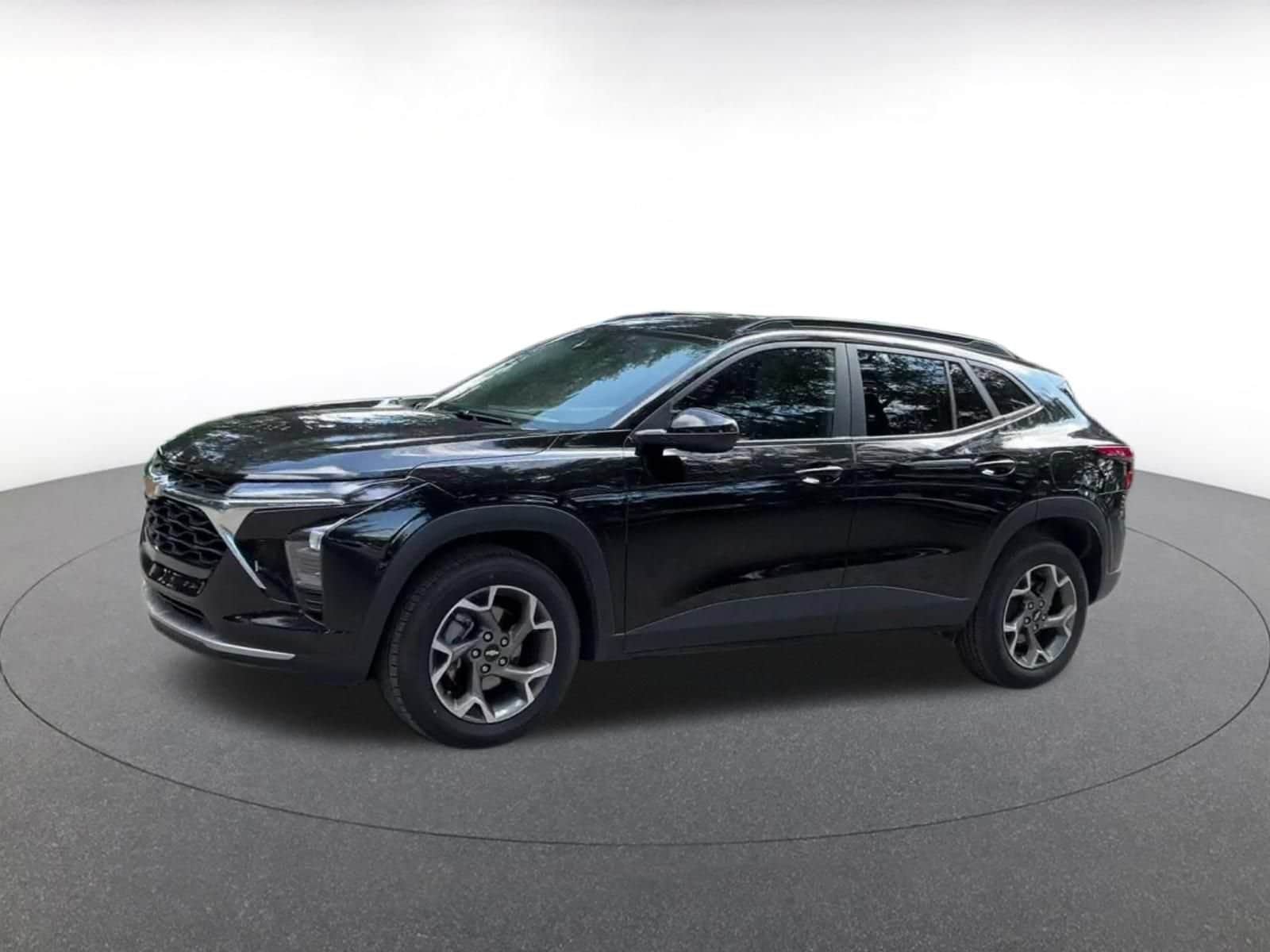 Thumbnail: 2025 Chevrolet Trax - 8
