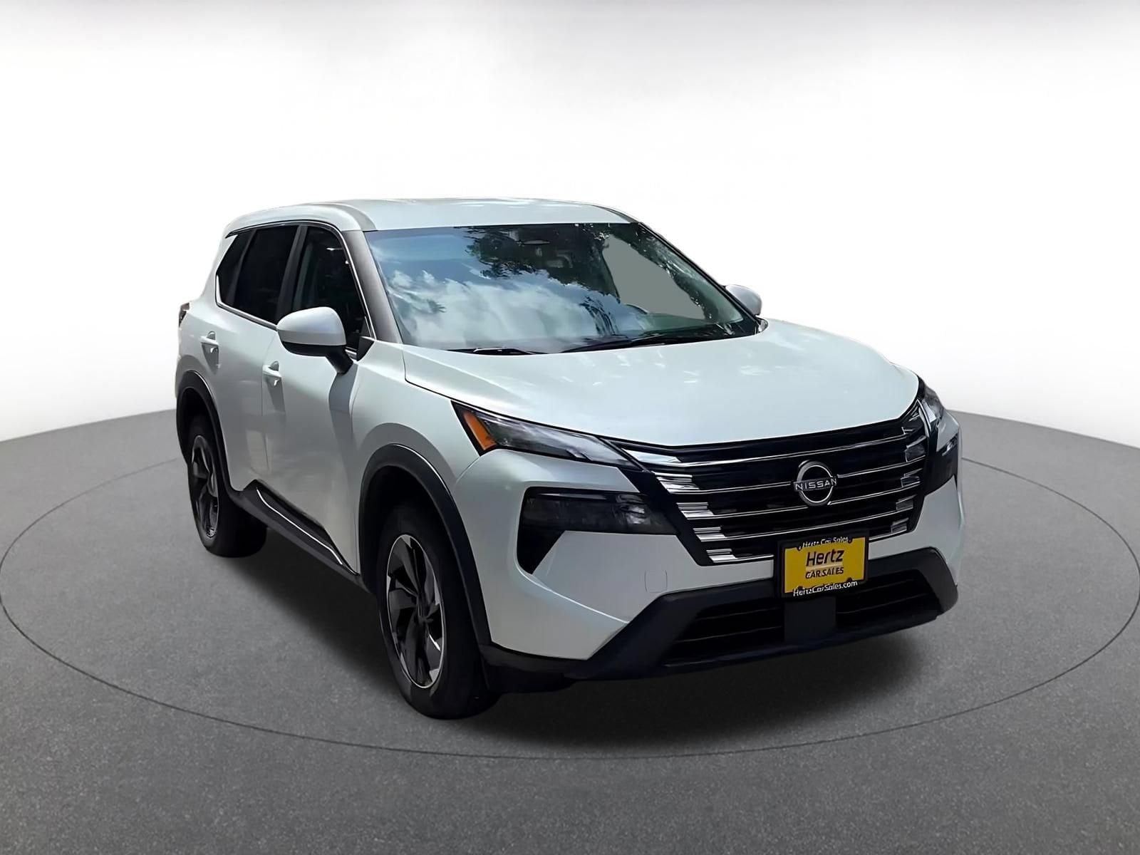 Thumbnail: 2025 Nissan Rogue - 3