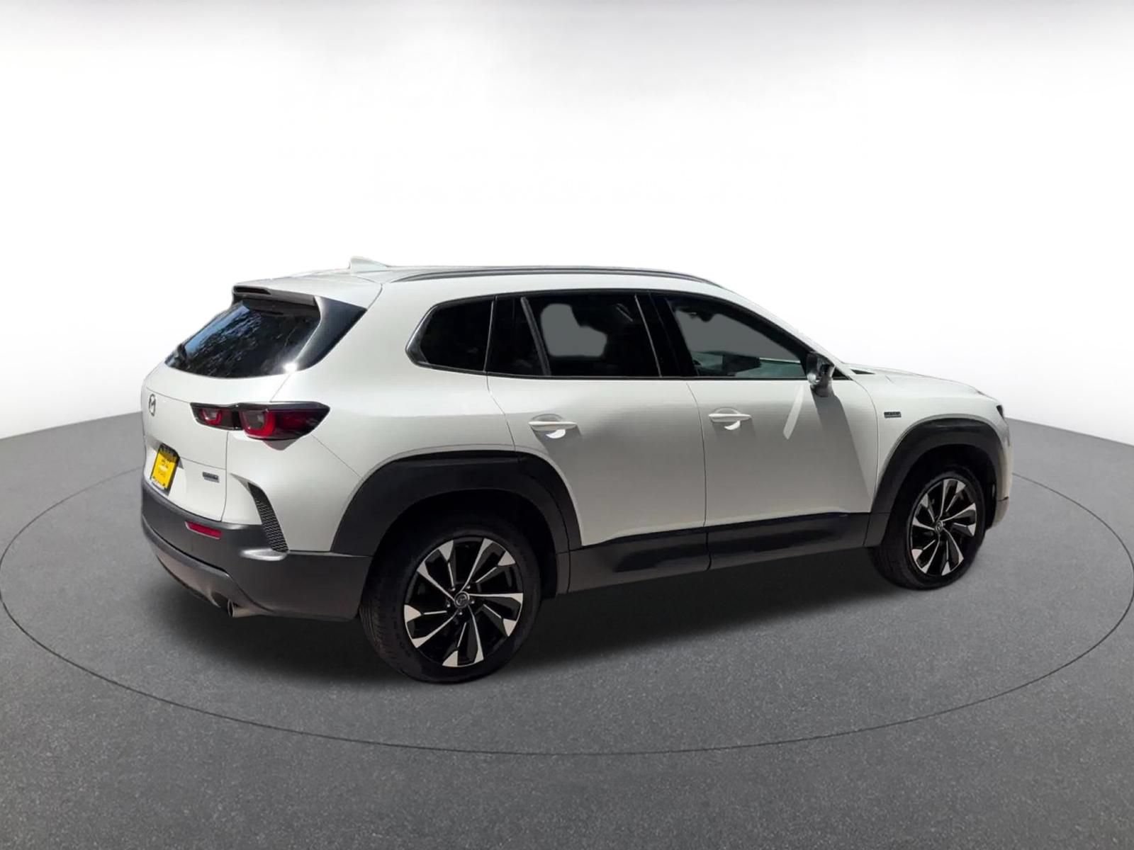Thumbnail: 2025 Mazda CX-50 - 15