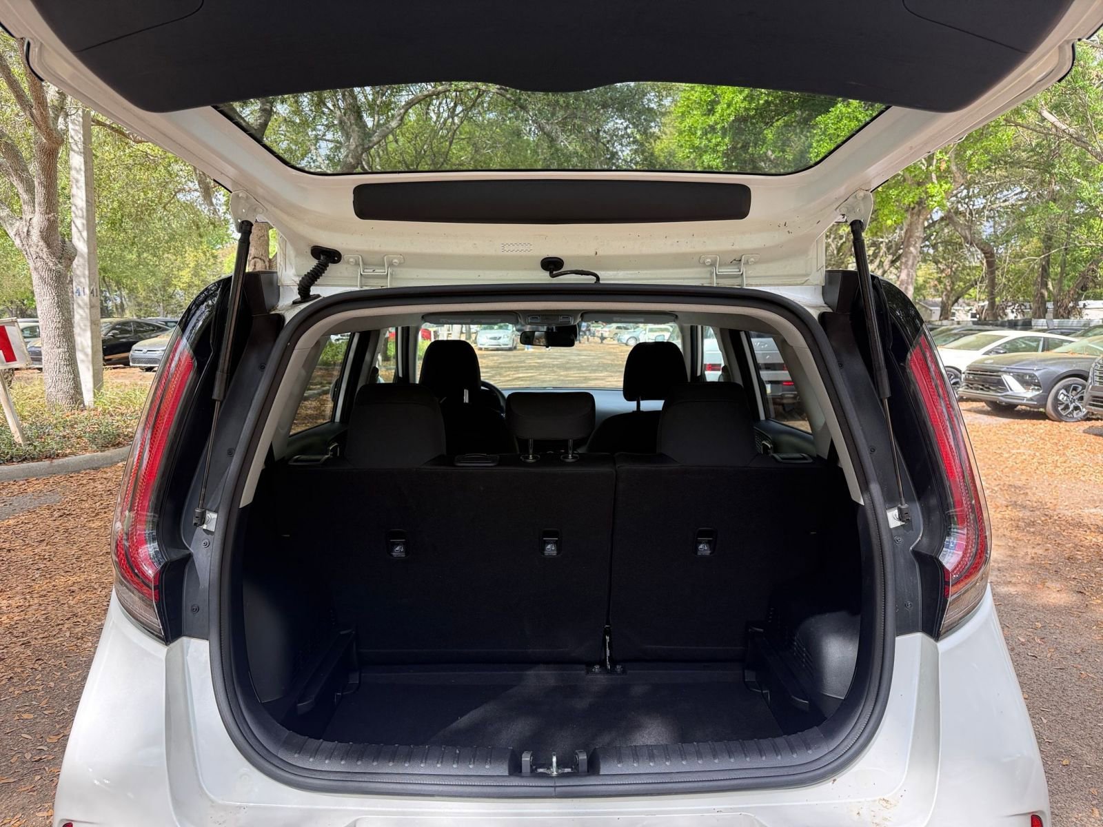 Thumbnail: 2025 Kia Soul - 25