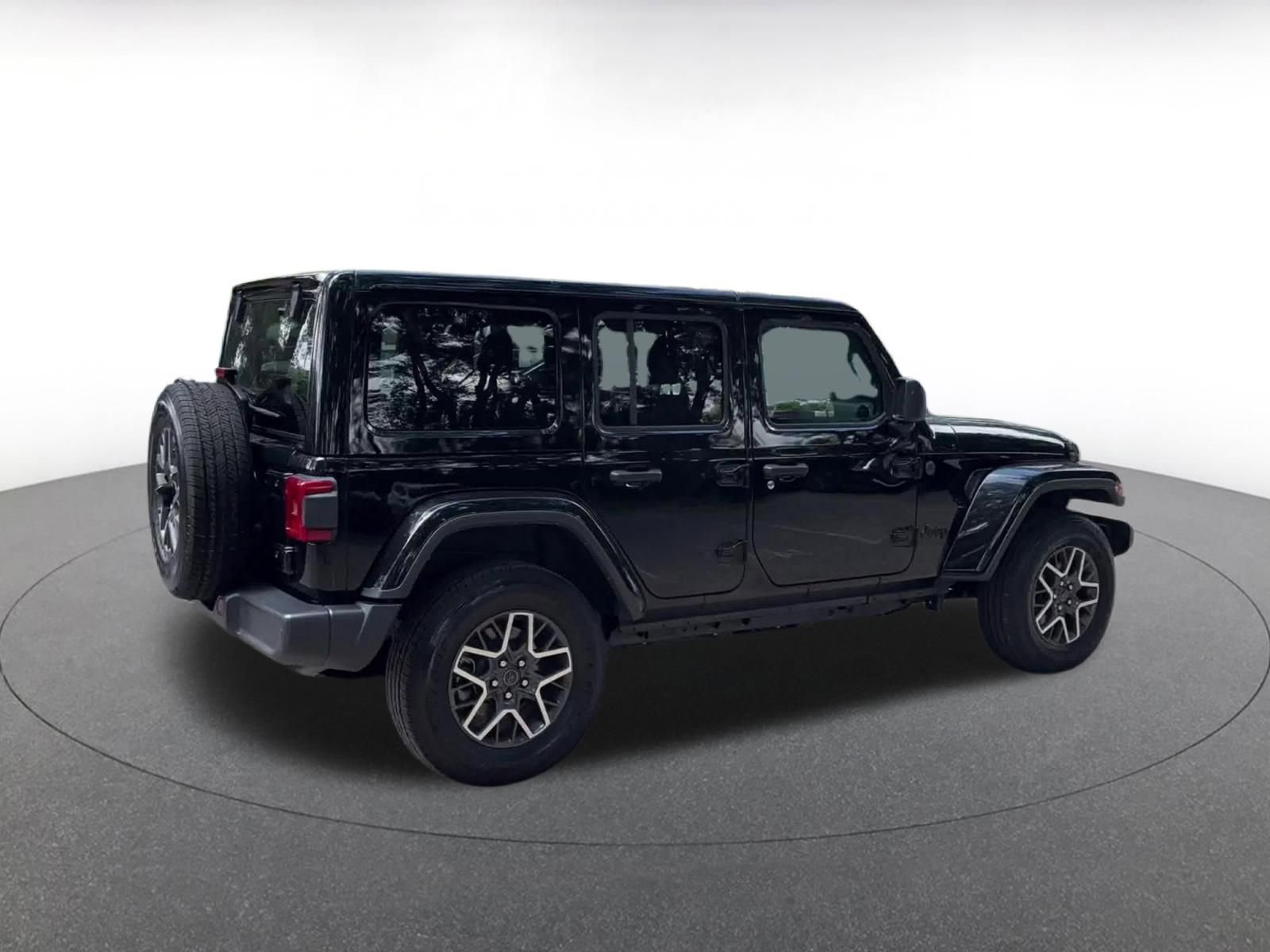 Thumbnail: 2025 Jeep Wrangler - 14