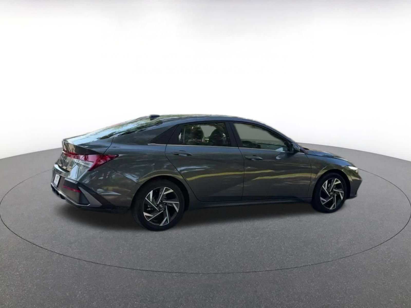 Thumbnail: 2025 Hyundai Elantra - 14