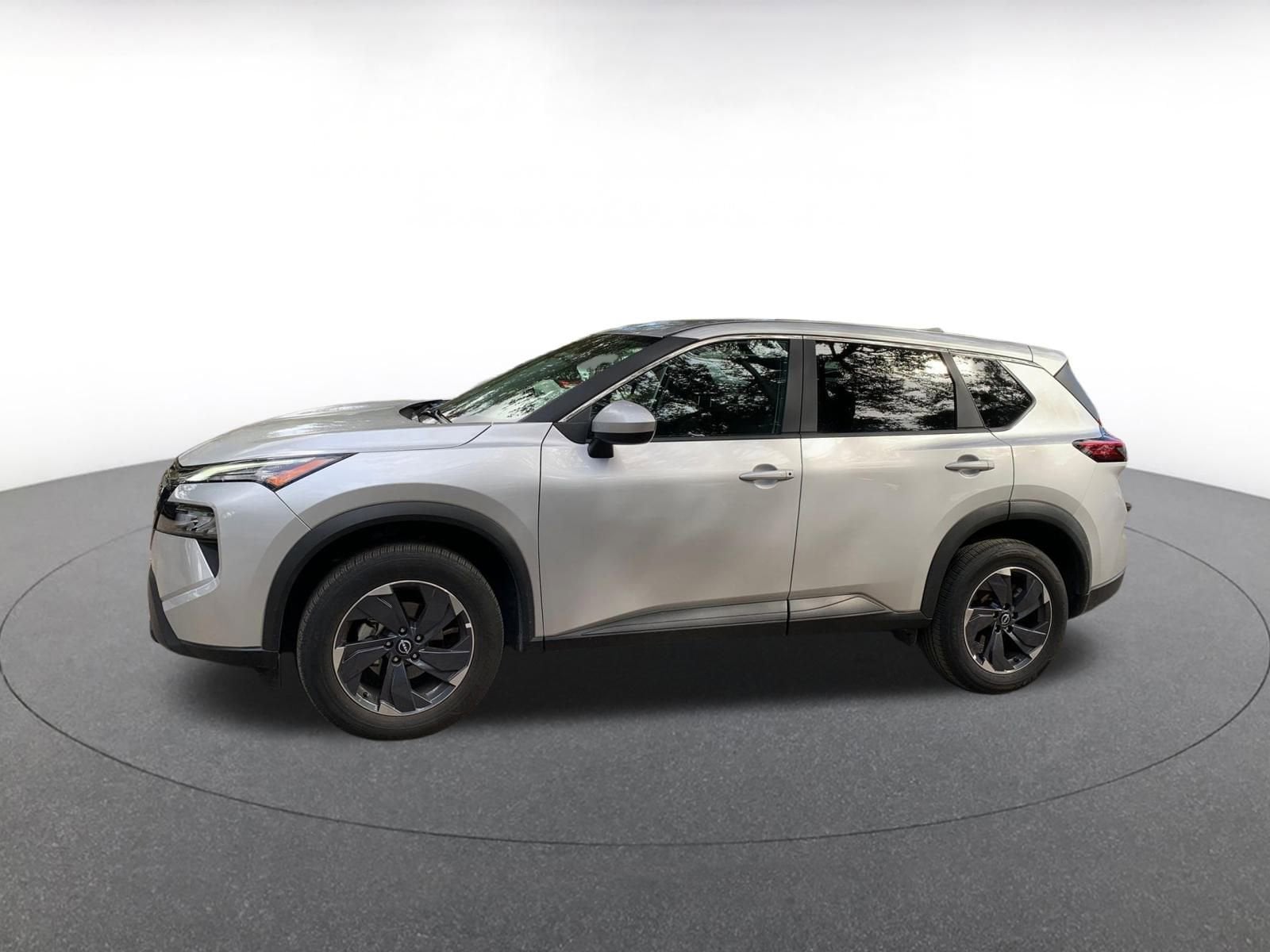 Thumbnail: 2025 Nissan Rogue - 4