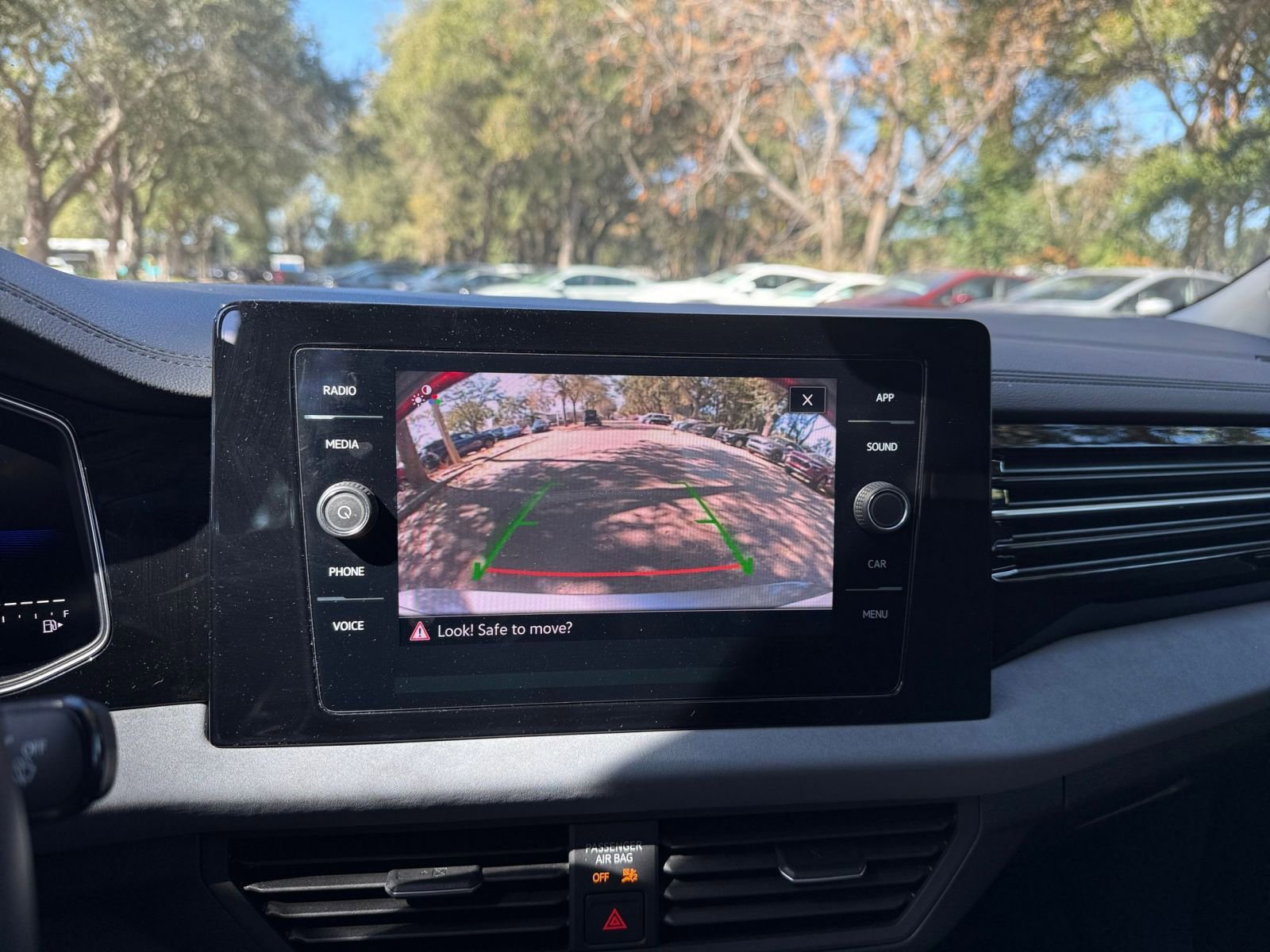 Thumbnail: 2025 Volkswagen Jetta - 20